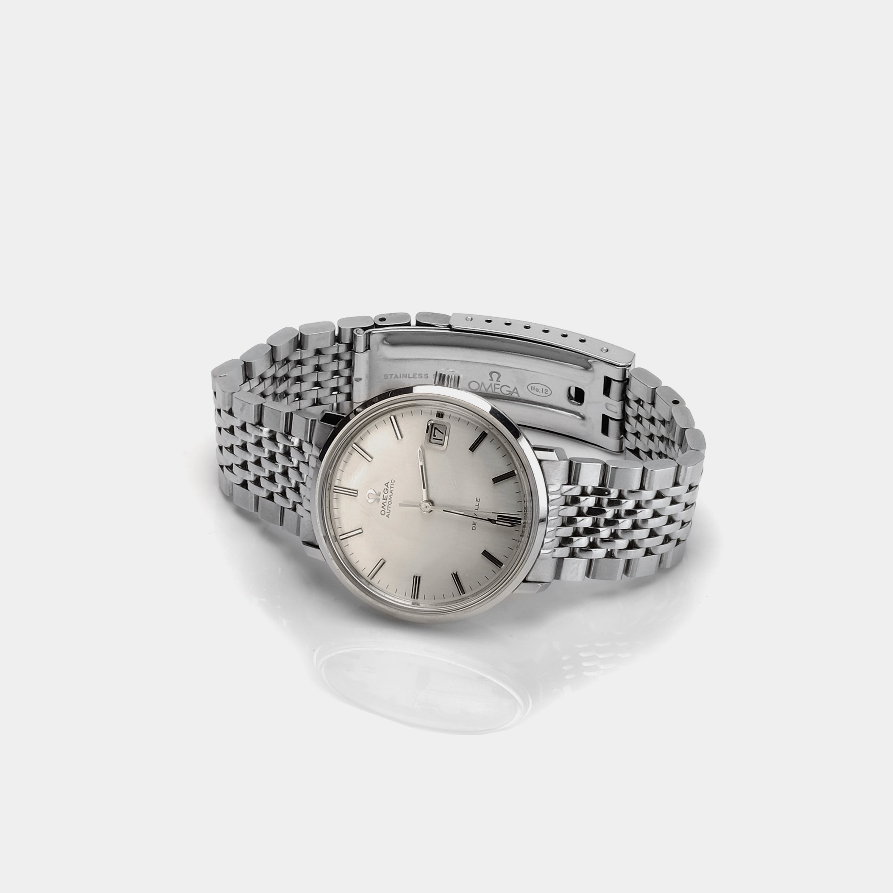 Omega De Ville Automatic Ref. 166.033 Silver Dial w/ Calendar Circa 1970 Wristwatch