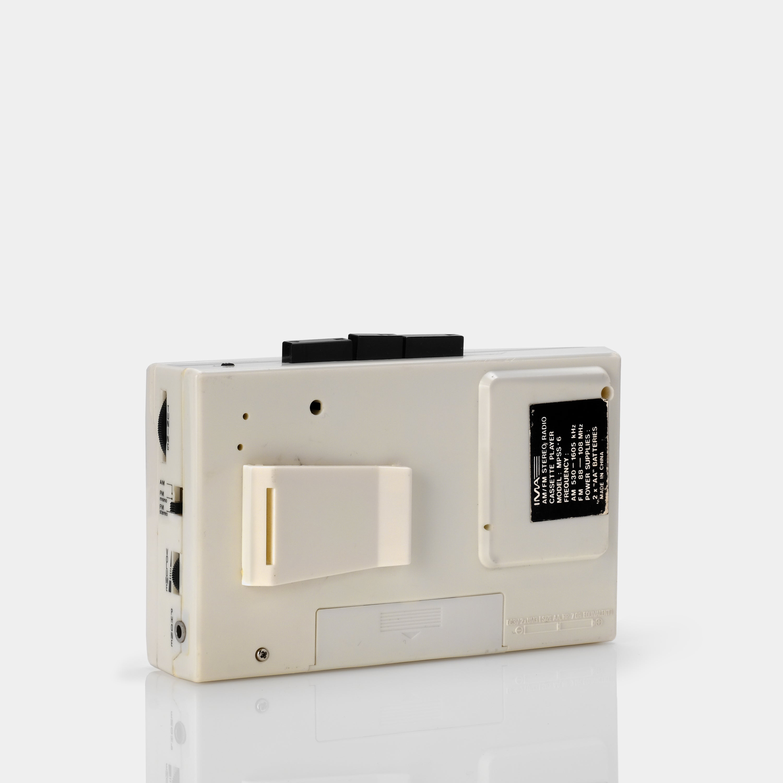 IMA Stereo MPSS-6 AM/FM Cream Portable Cassette Player