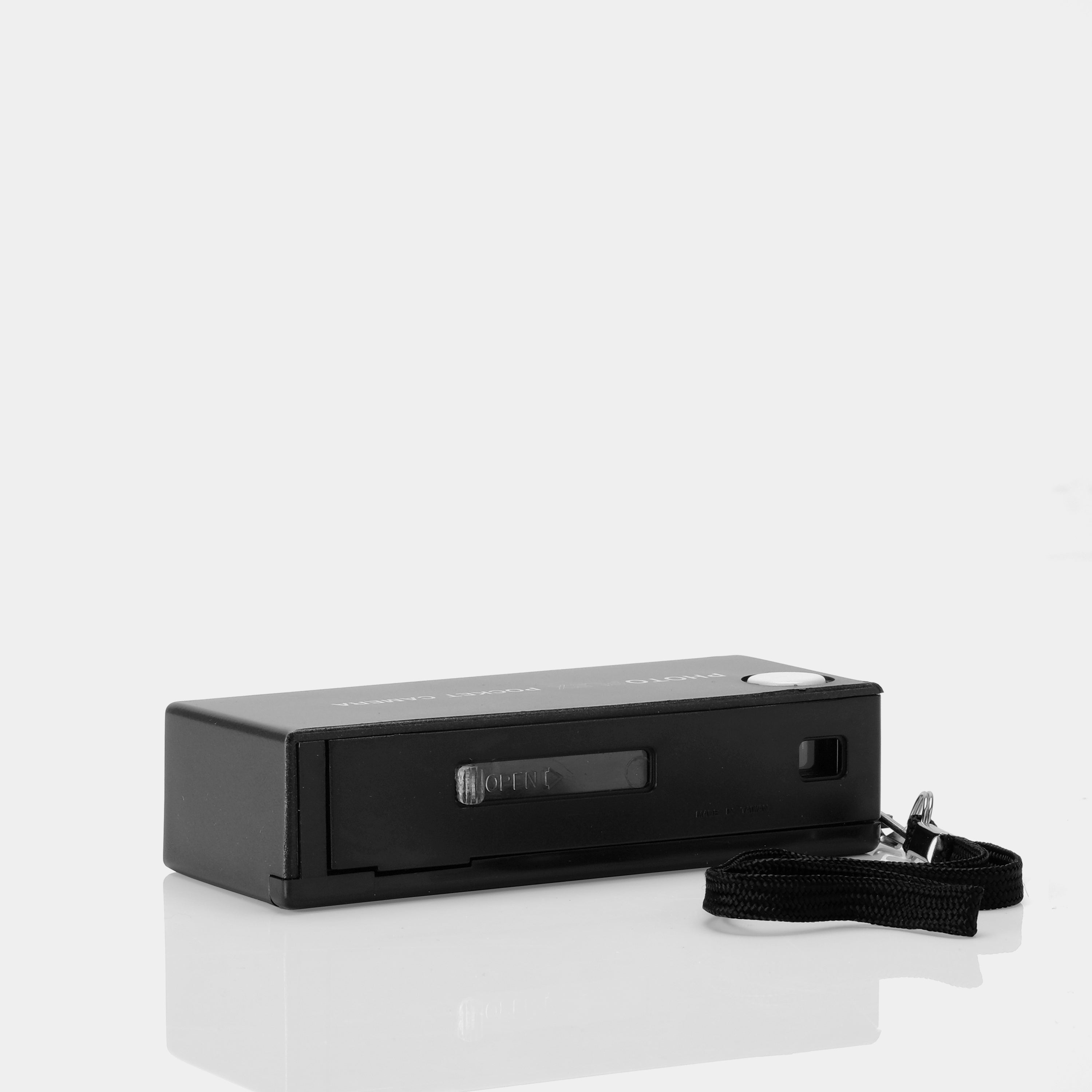 PHOTOFLEX Deluxe 110 Format Film Camera