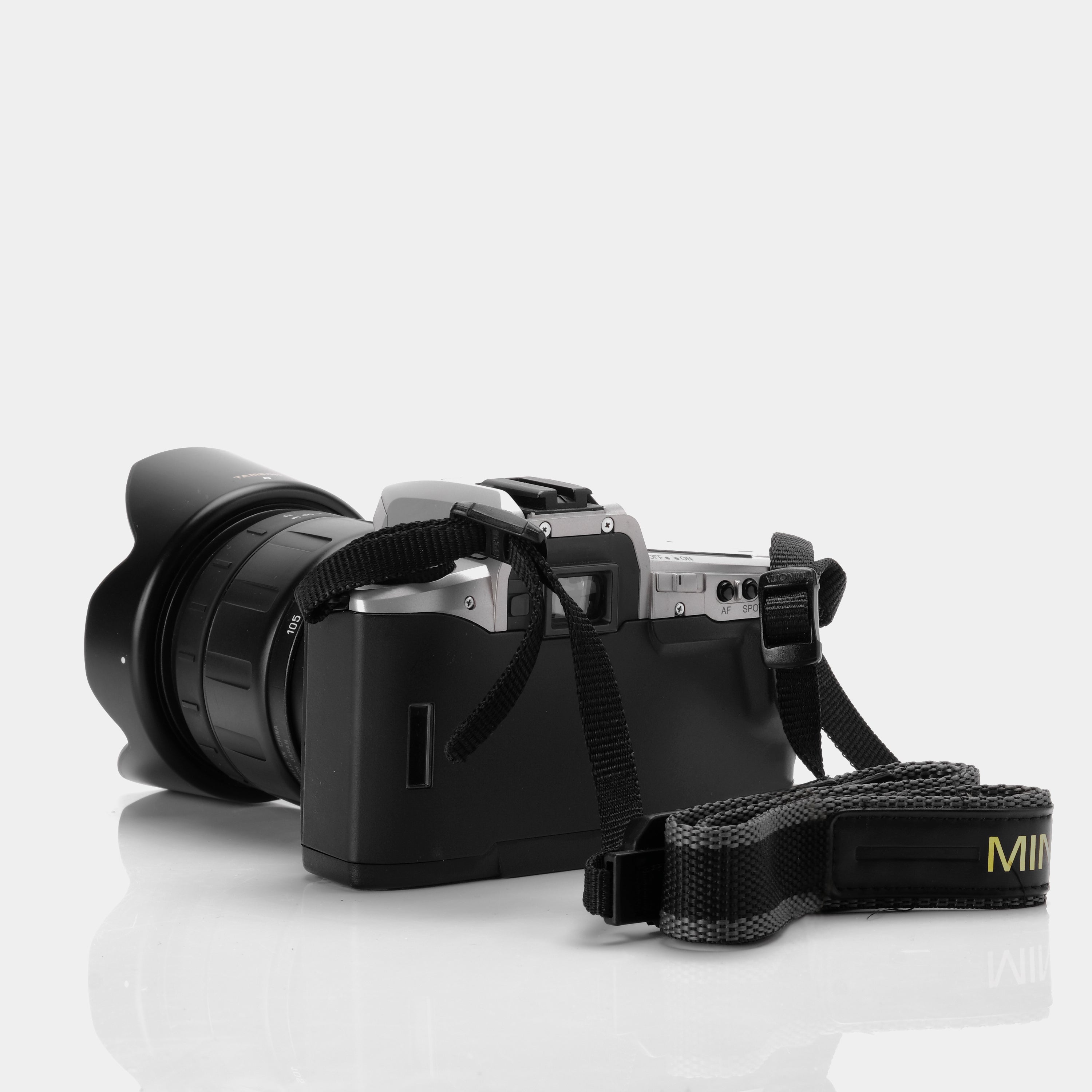 Minolta Maxxum 5 SLR 35mm Film Camera