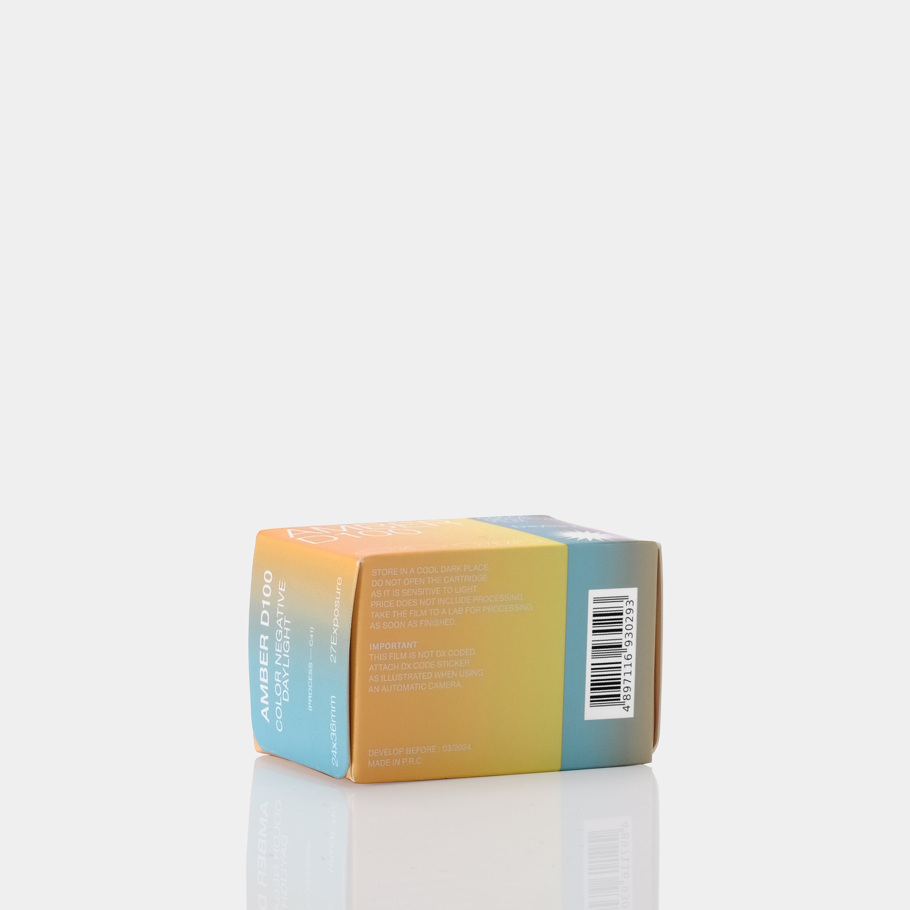 Amber D100 Color Negative Daylight 35mm Film (27 Exposures)