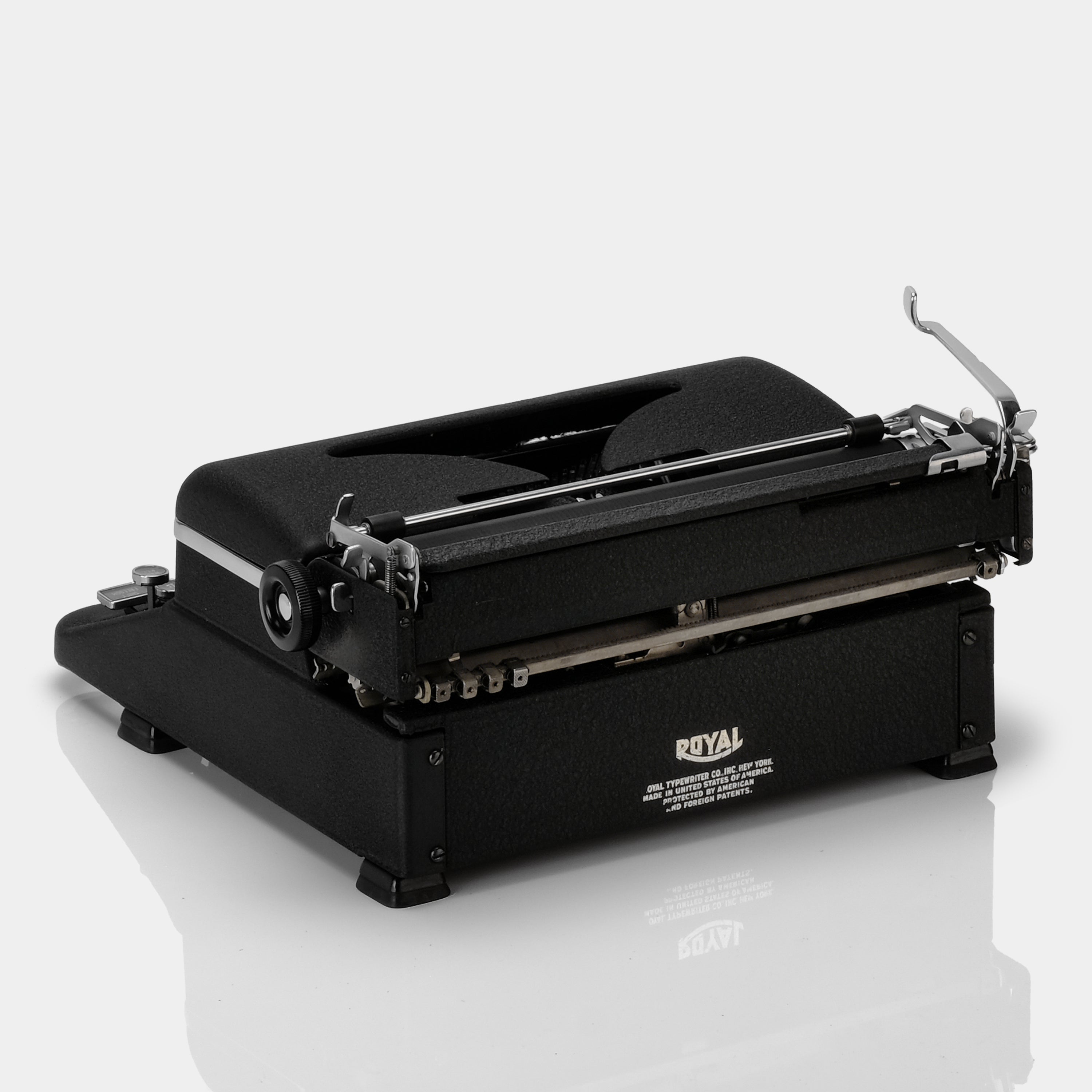 Royal Quiet De Luxe Black Manual Typewriter and Case