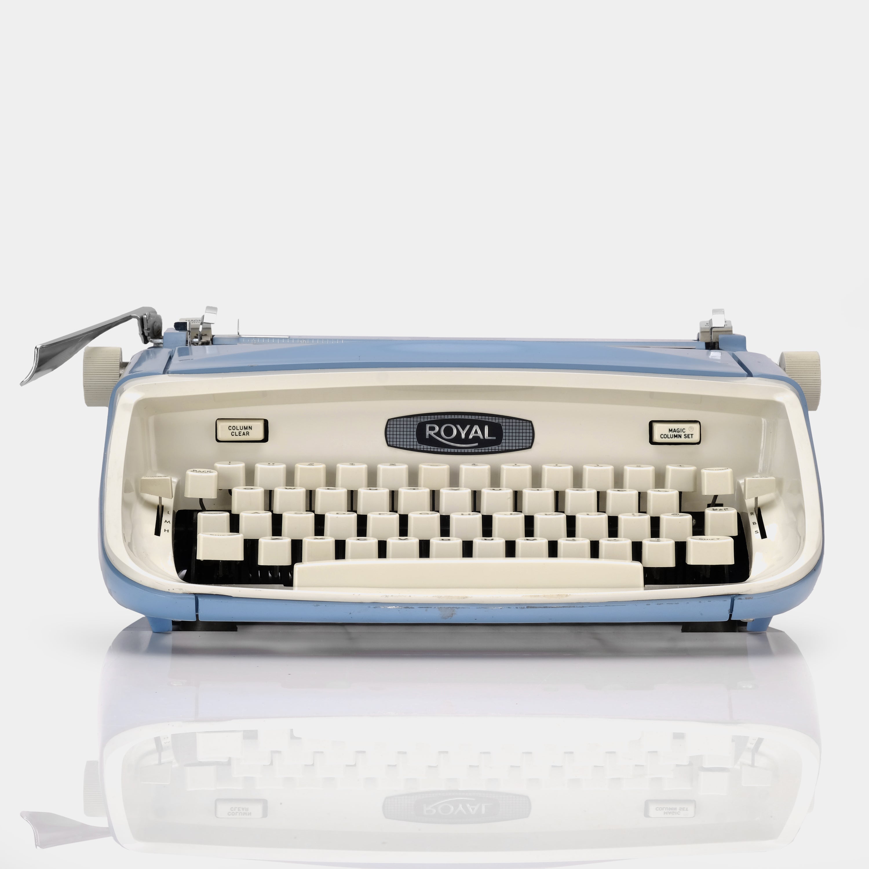 Royal Sahara Blue Manual Typewriter and Case