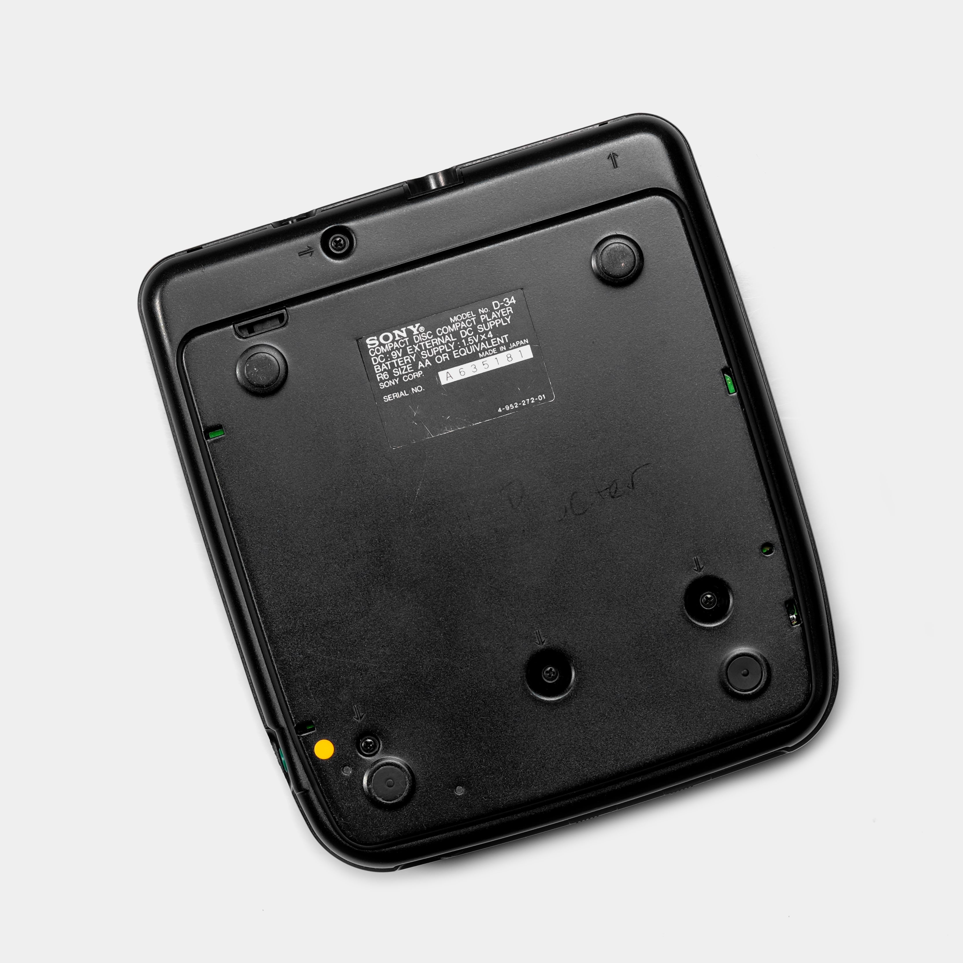 Sony Discman D-34 Portable CD Player