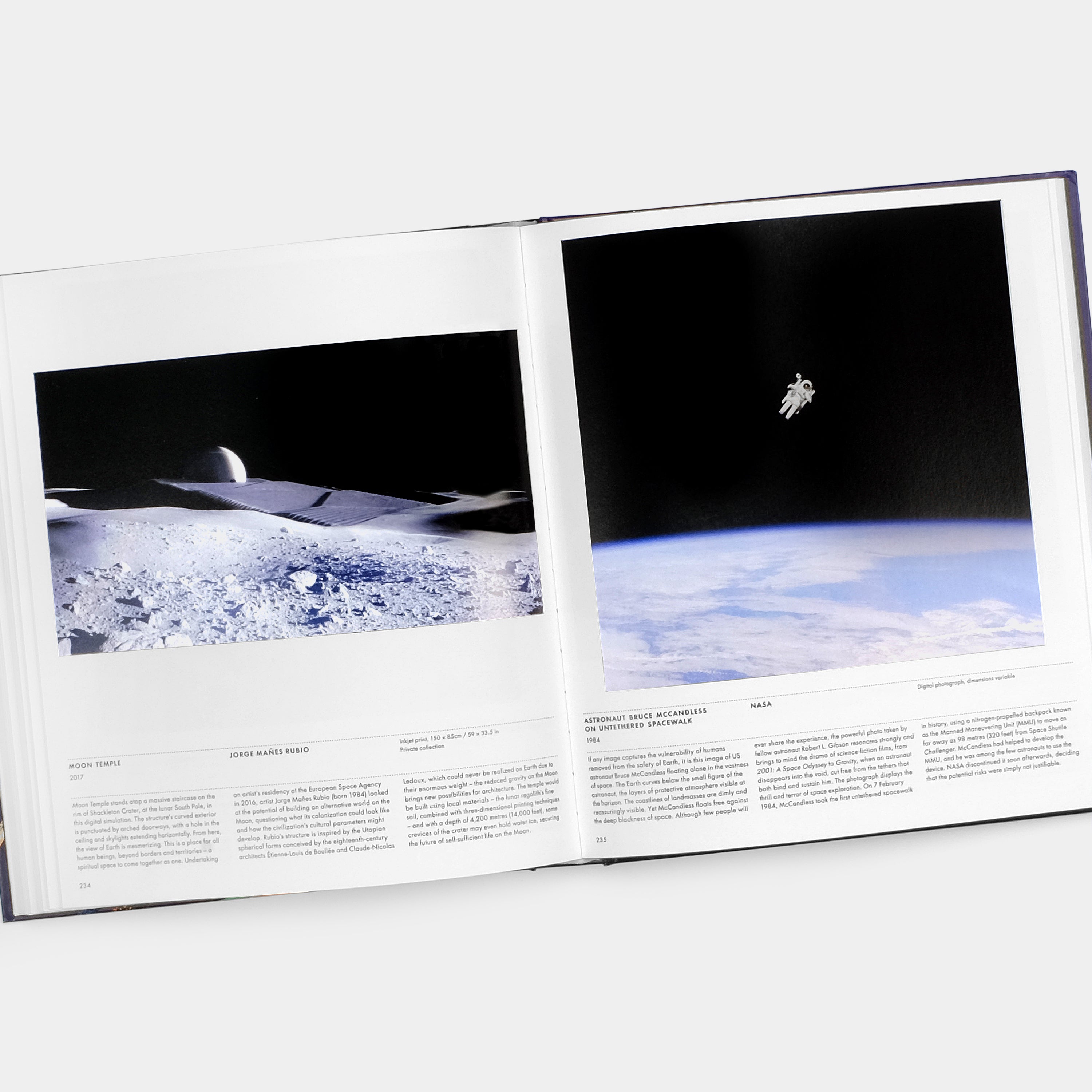 Universe: Exploring the Astronomical World (Midi Format) by Paul Murdin Phaidon Book