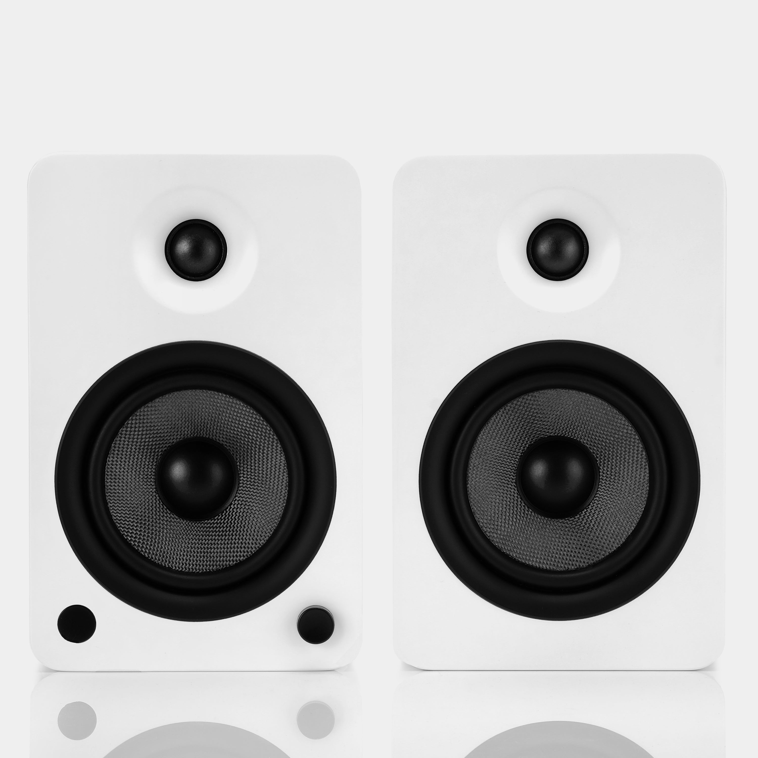 Kanto YU6 Powered Speakers - Matte White
