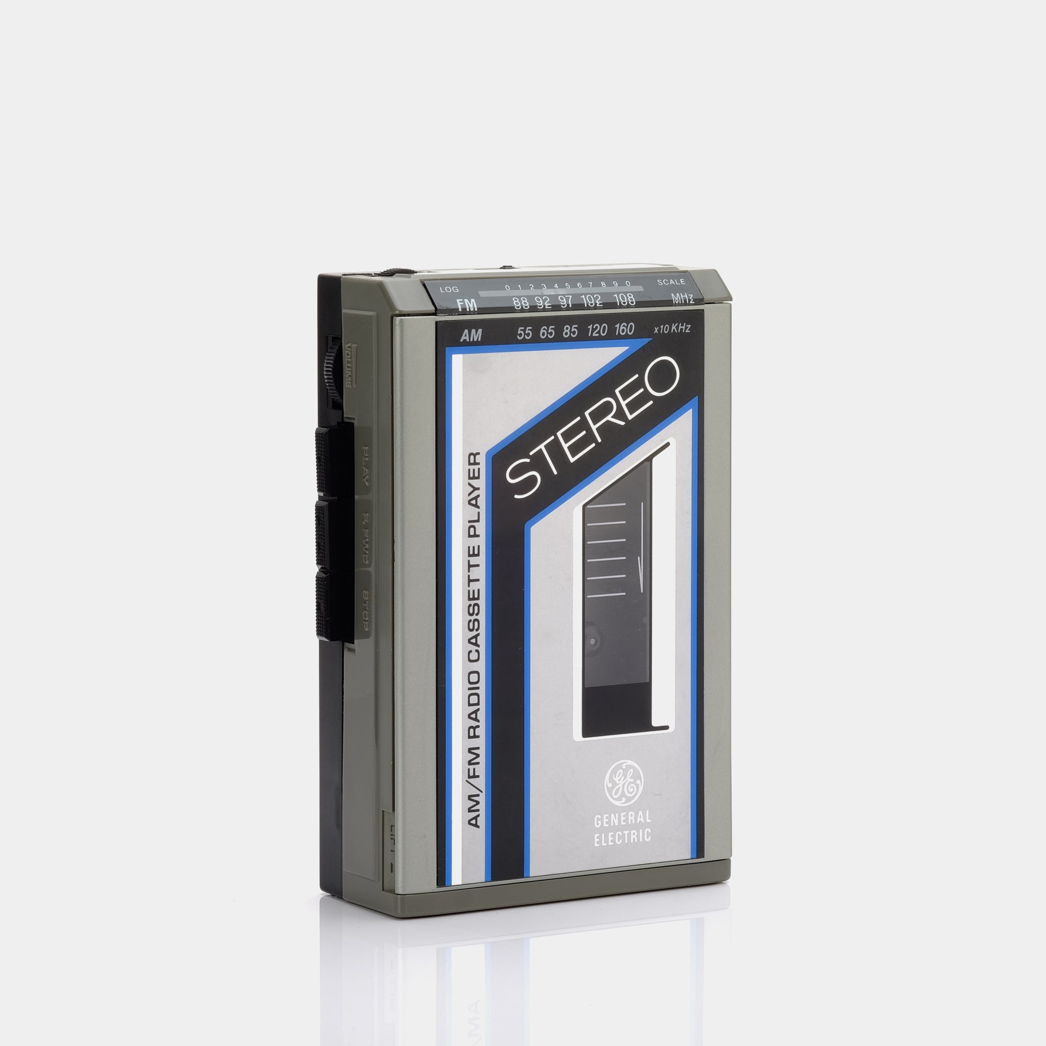 General Electric 3-5432A AM/FM Portable Cassette Player