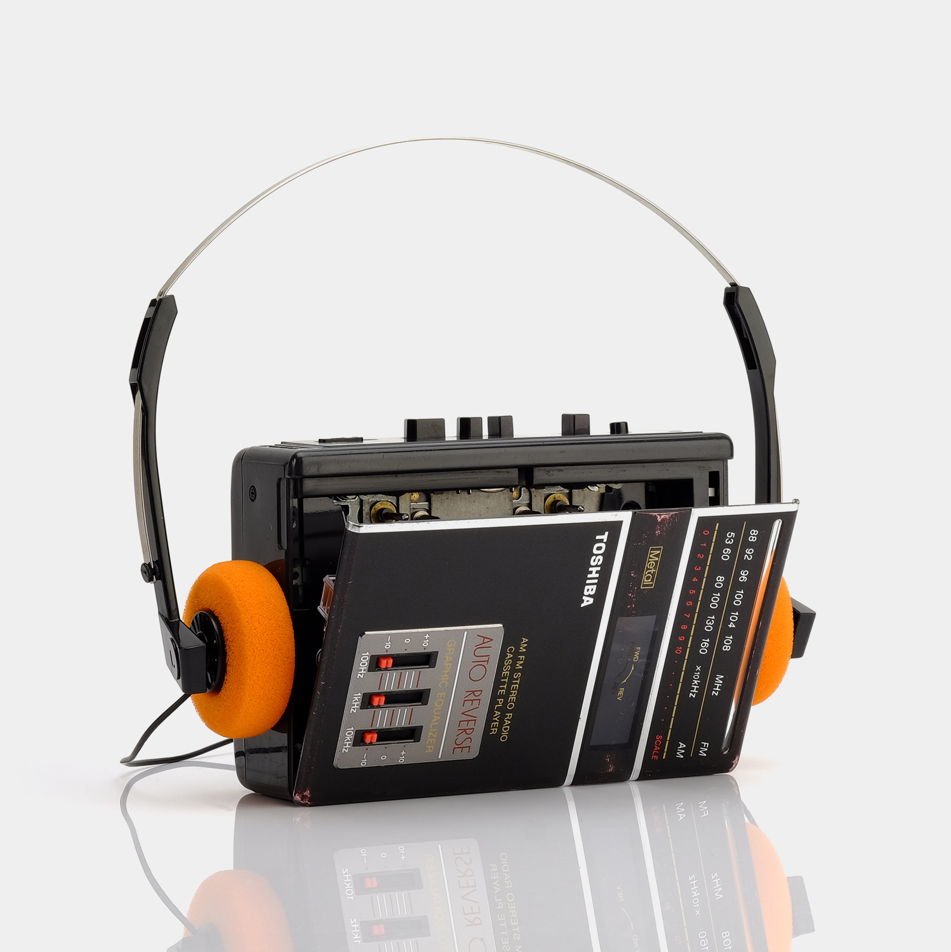 Toshiba AM/FM Portable Cassette Player