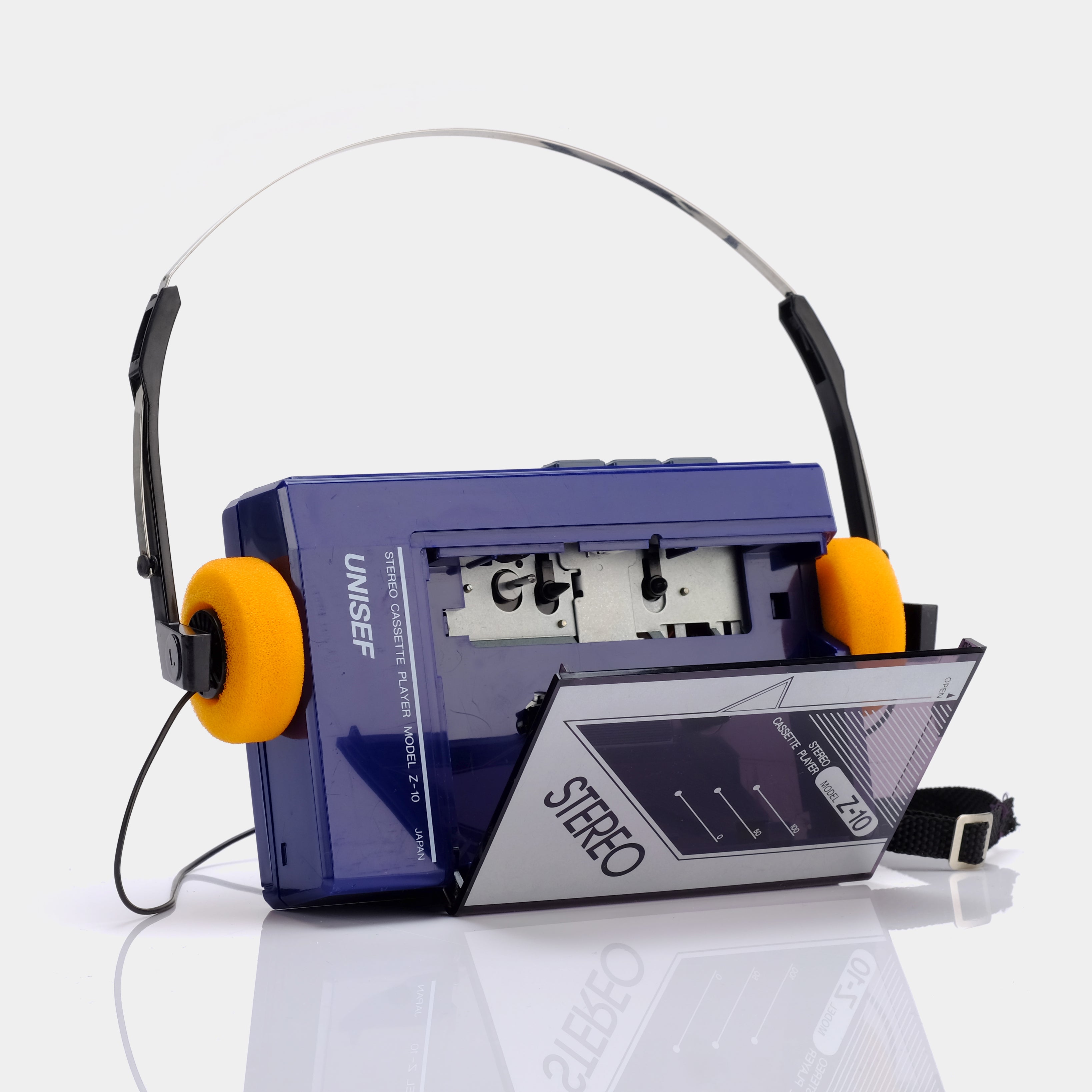 Unisef Z-10 Portable Cassette Player