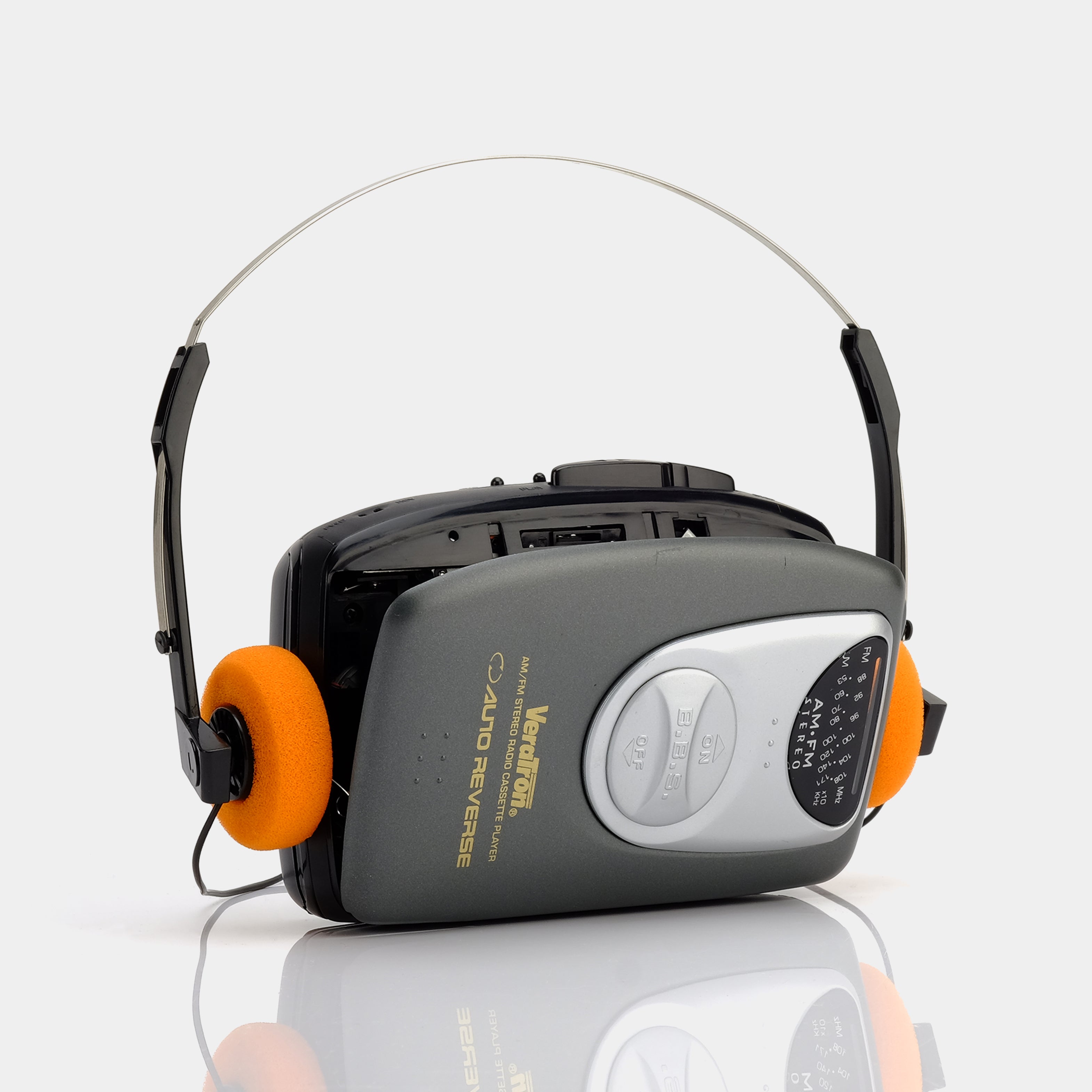 VeraTron AM/FM Portable Cassette Player