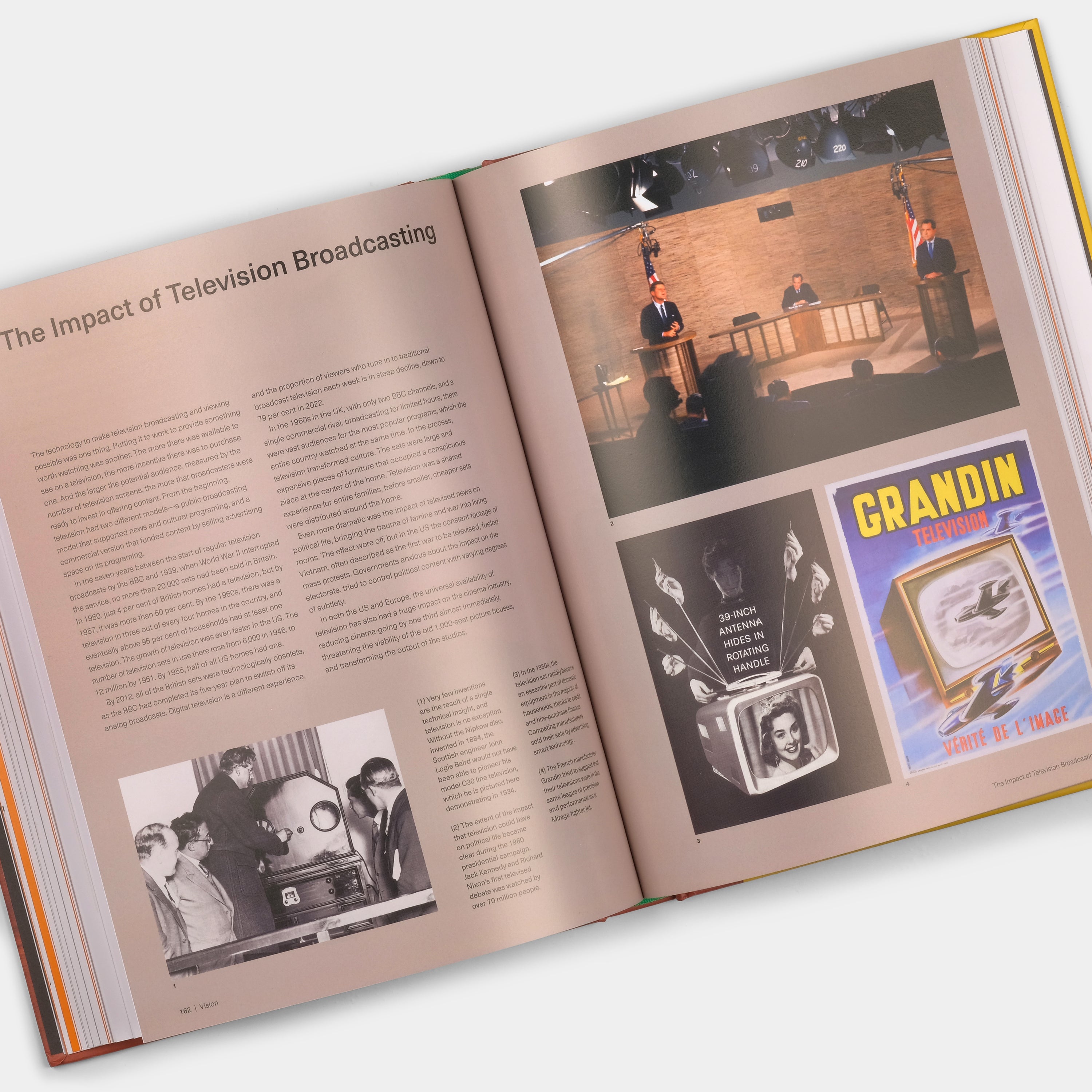 The World of Analog: A Visual Guide Book