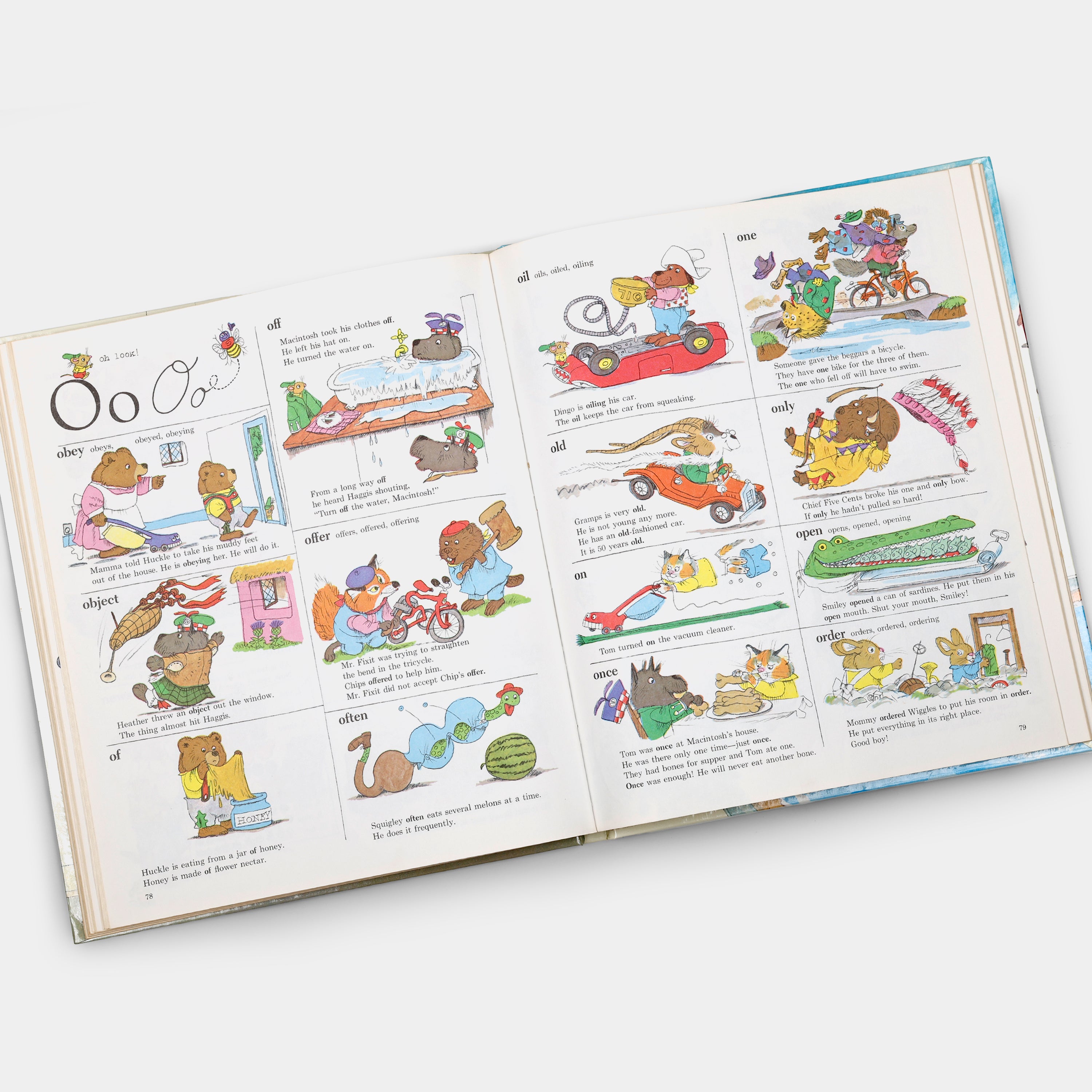 Richard Scarry's Storybook Dictionary Book