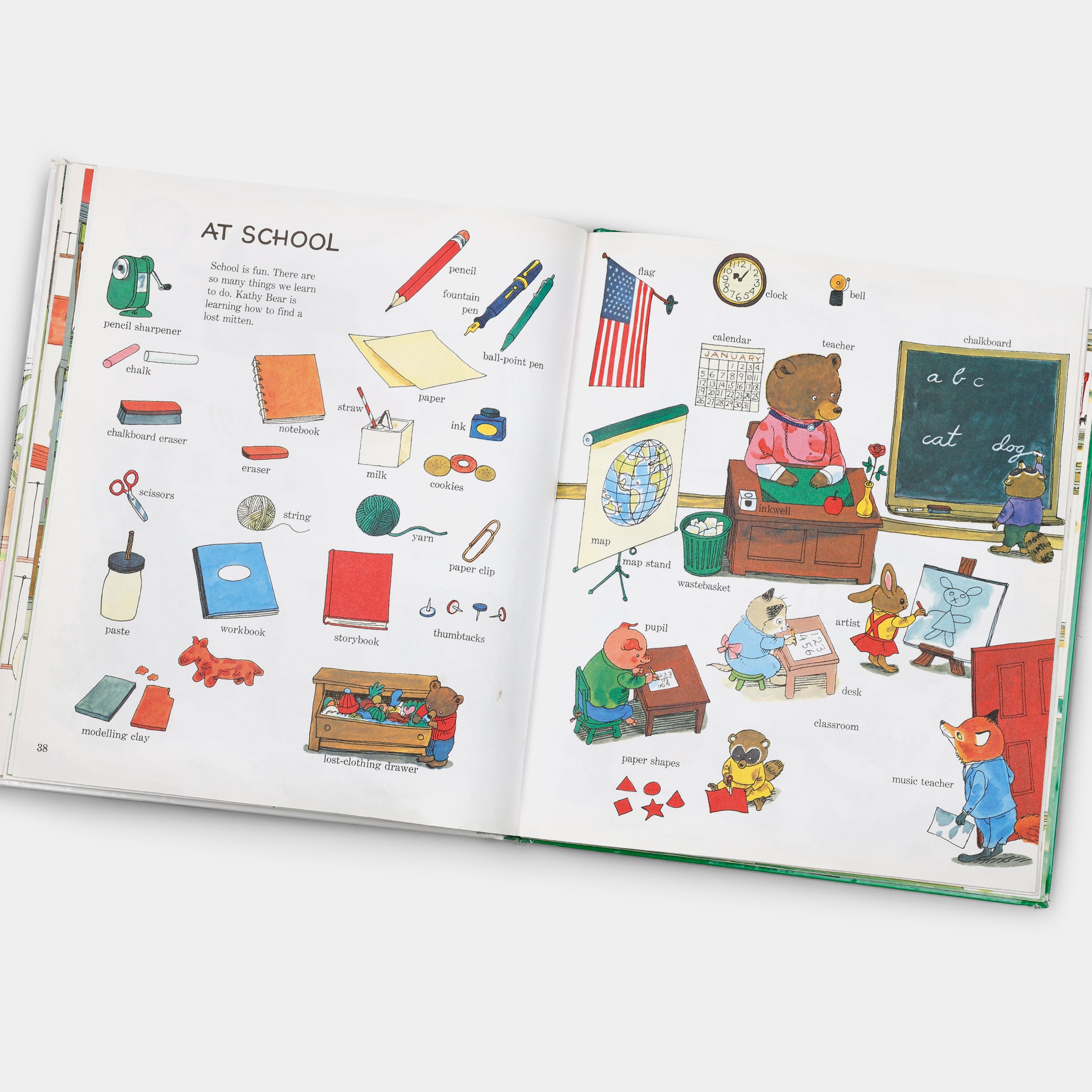 Richard Scarry's Best Word Book Ever Book