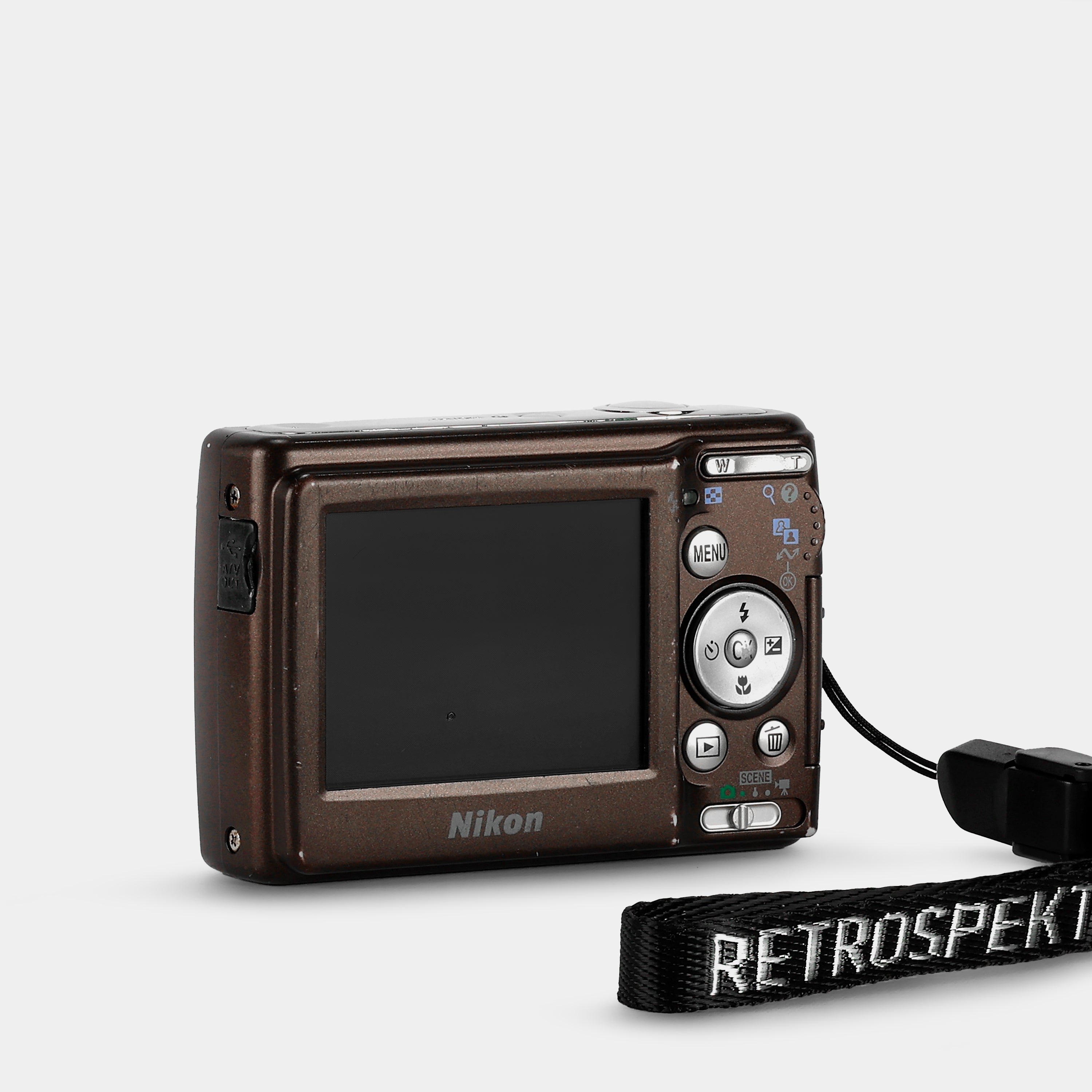 Nikon Coolpix L11 Brown Point and Shoot Digital Camera – Retrospekt