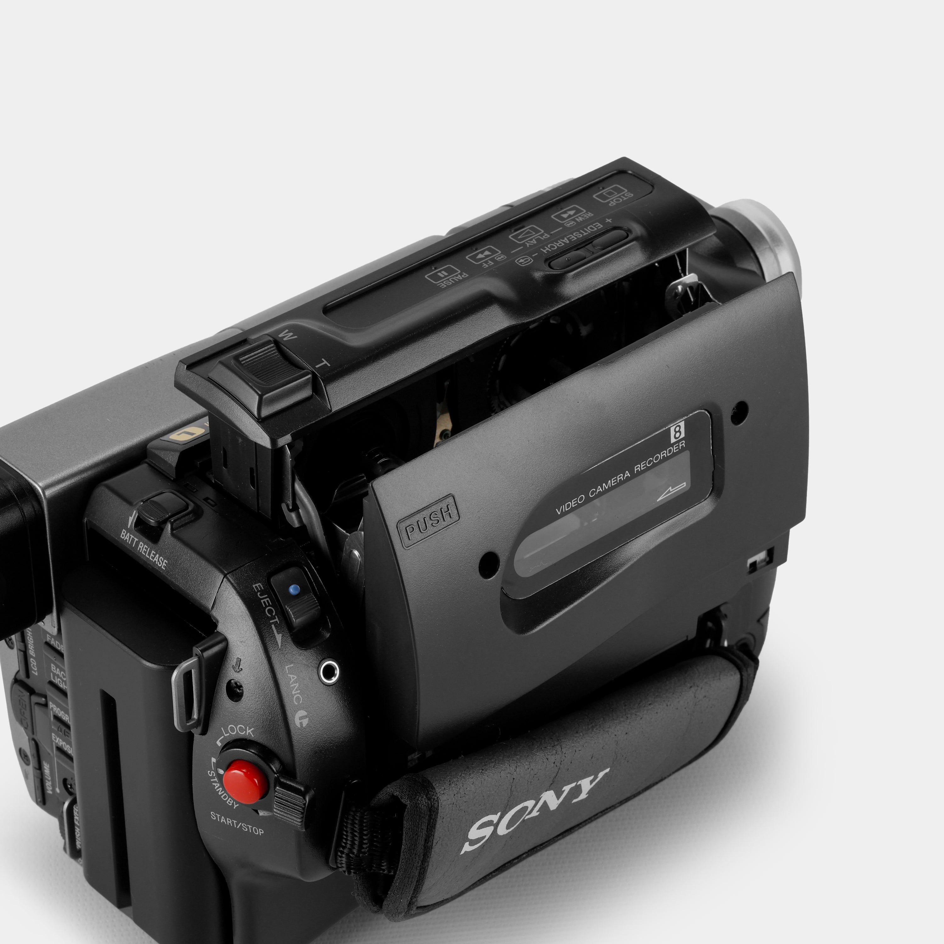 Sony Handycam CCD-TRV37 Video8 Digital Video Camcorder