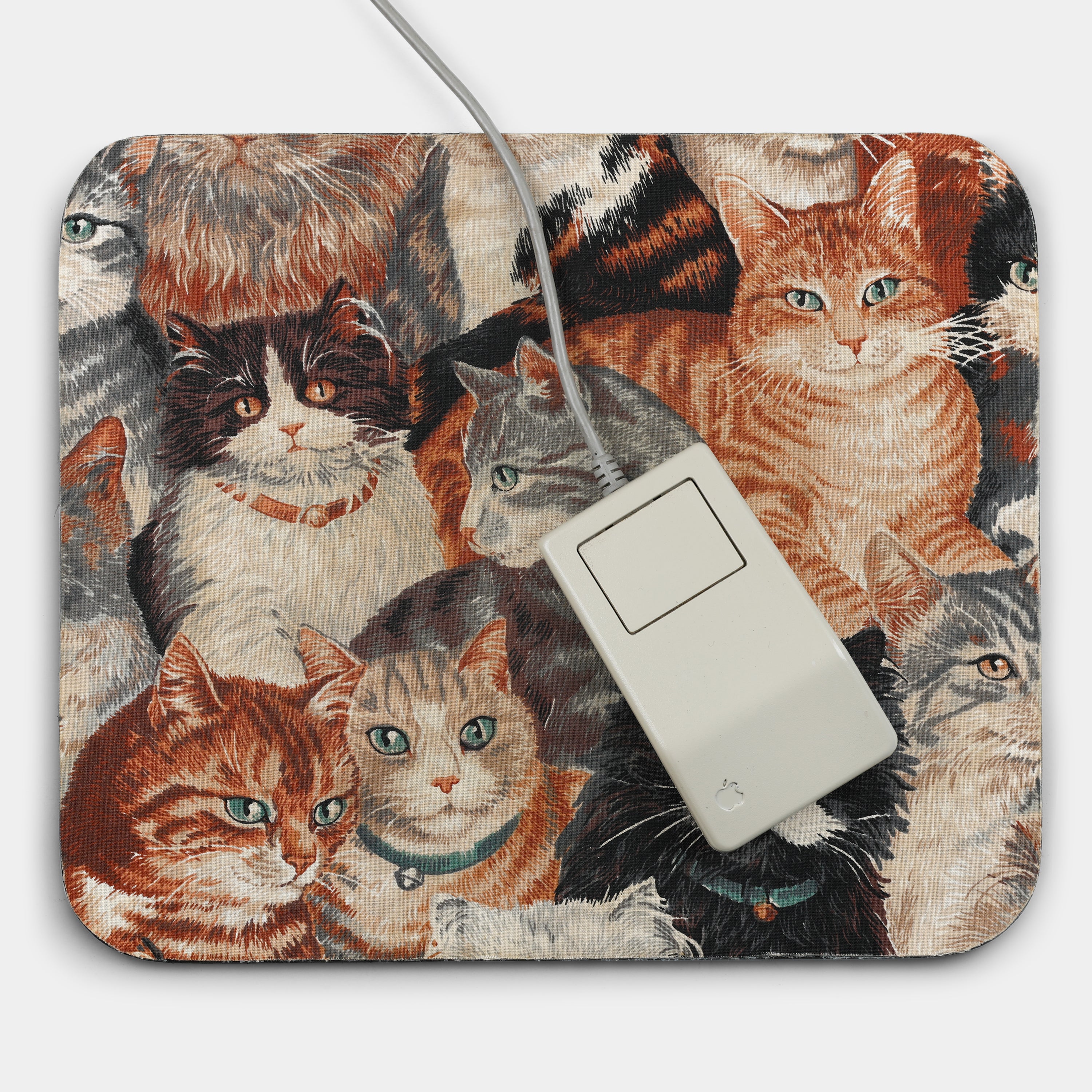 Vintage Cats Mouse Pad