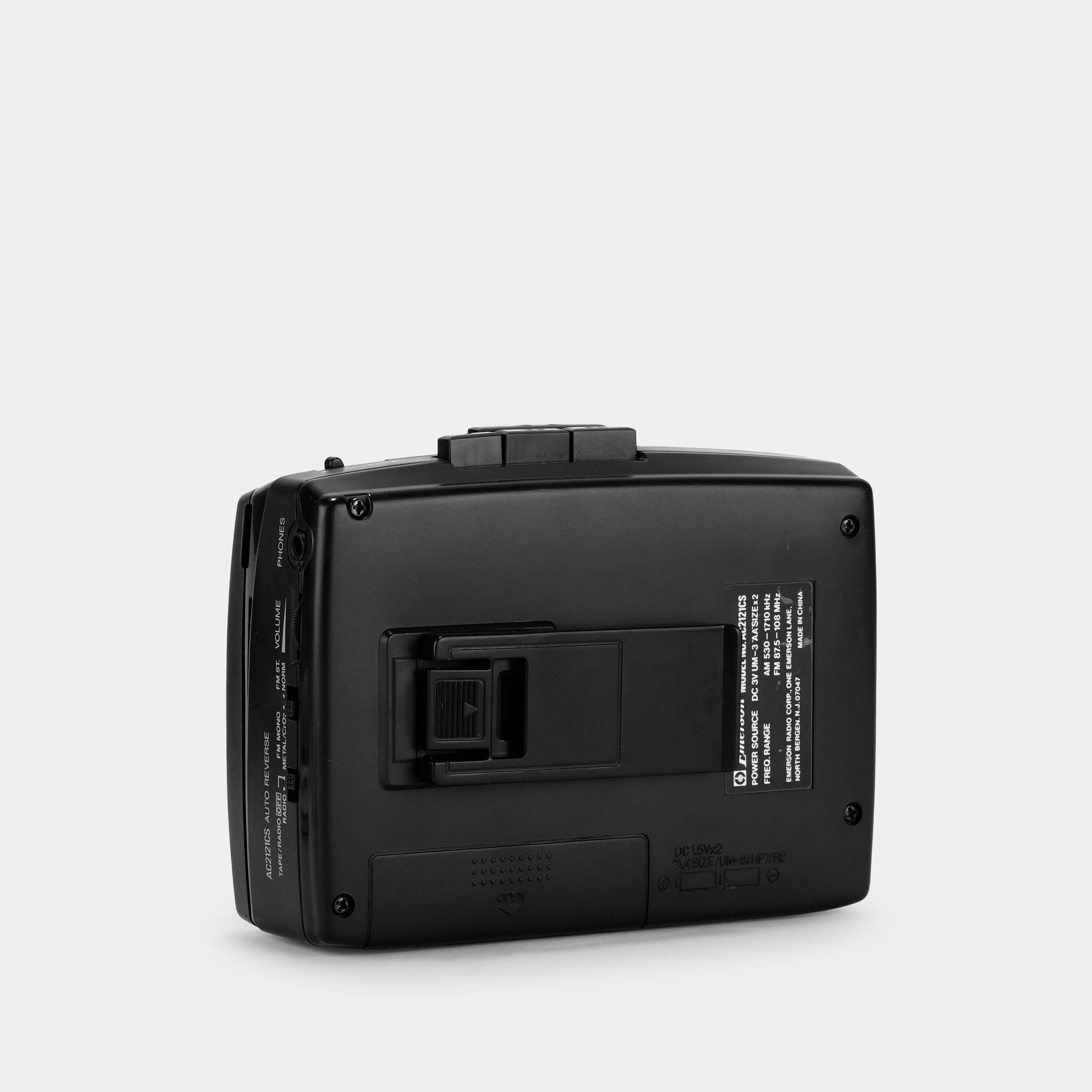 Emerson AC2121CS AM/FM Portable Cassette Player