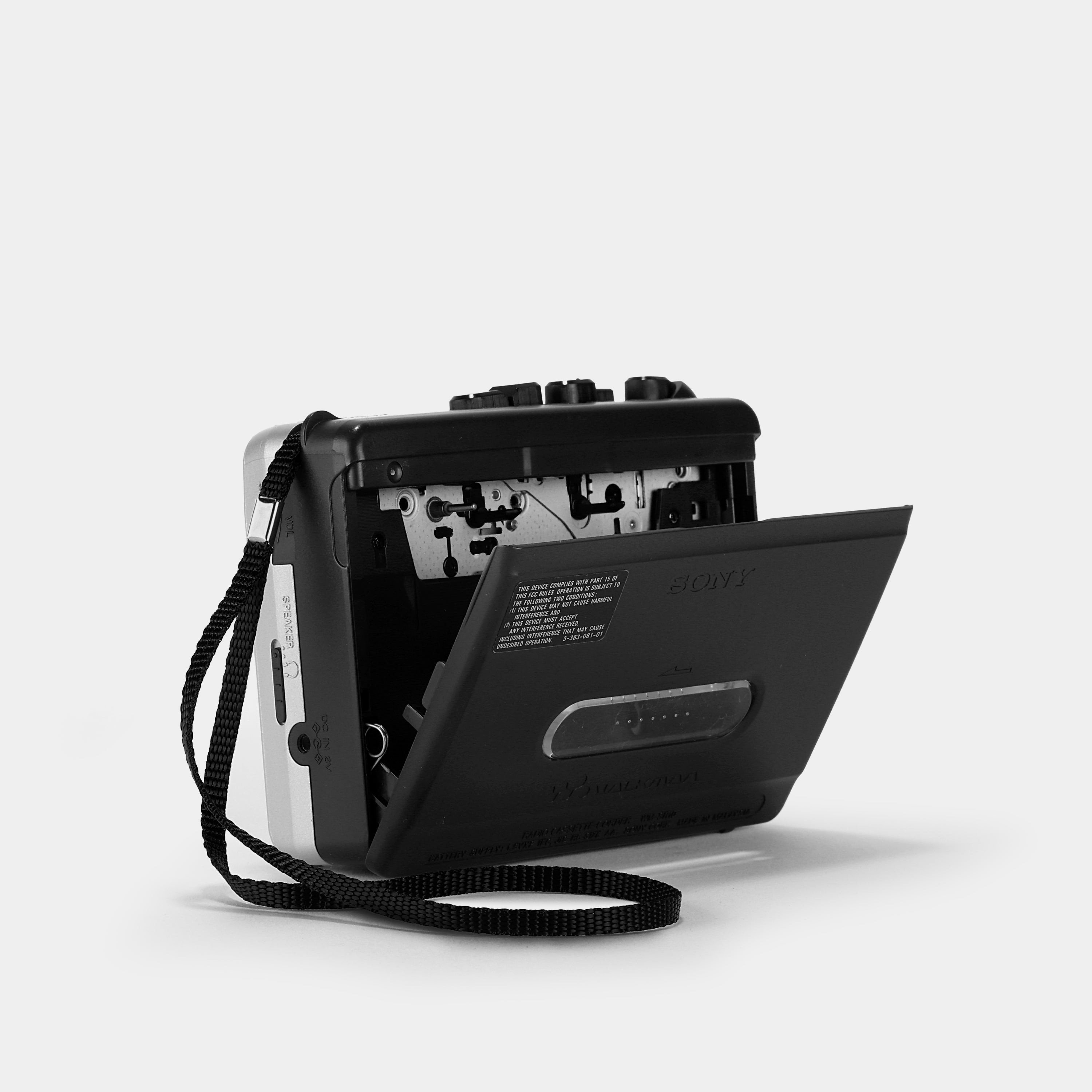 Sony WM-SR10 AM/FM Portable Cassette Player/Recorder