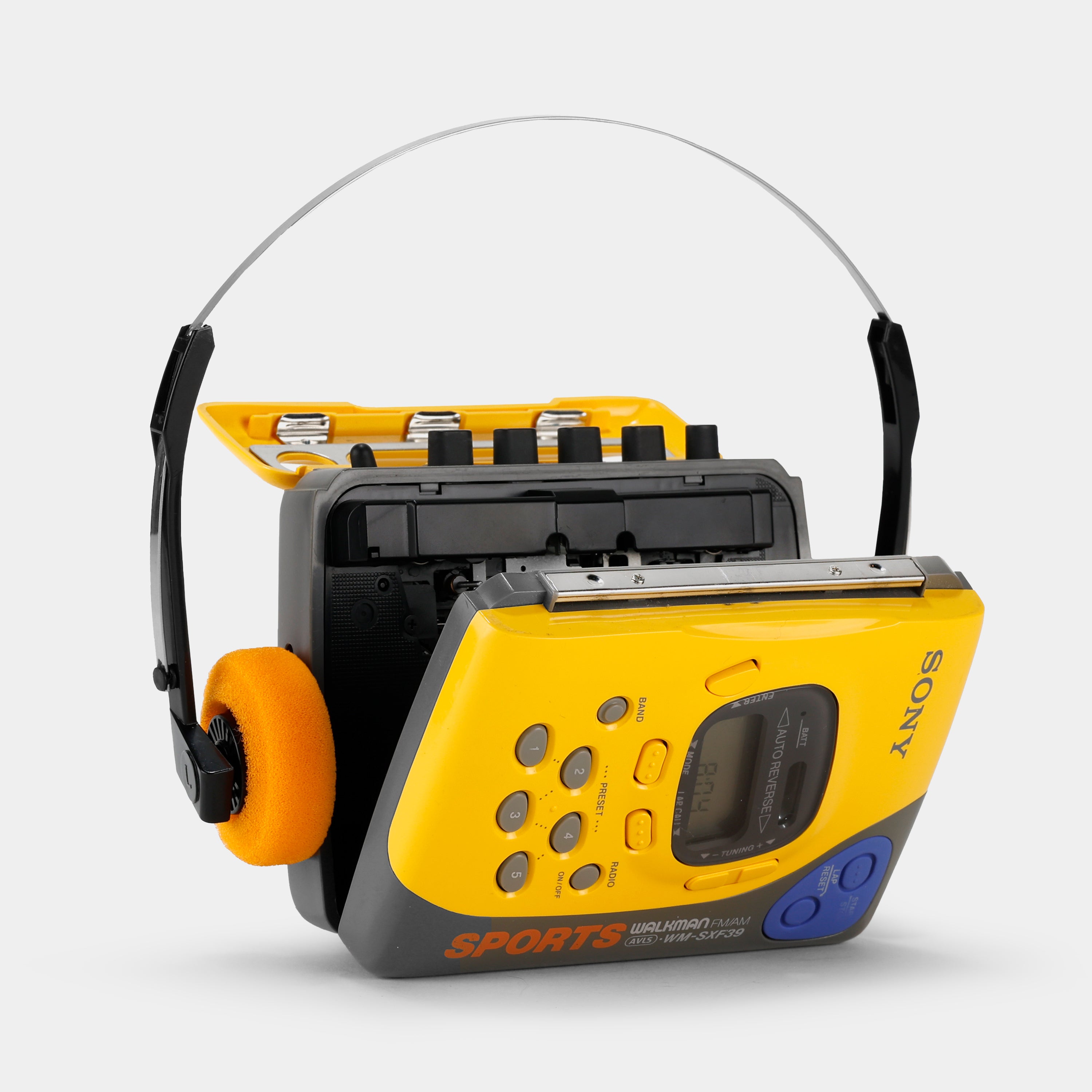 SONY WALKMAN SPORTS カセットウォークマン WM-FS399 WM-FS399 sony sports walkman ¥25,000 FOR SALE 人気のカセットテープ