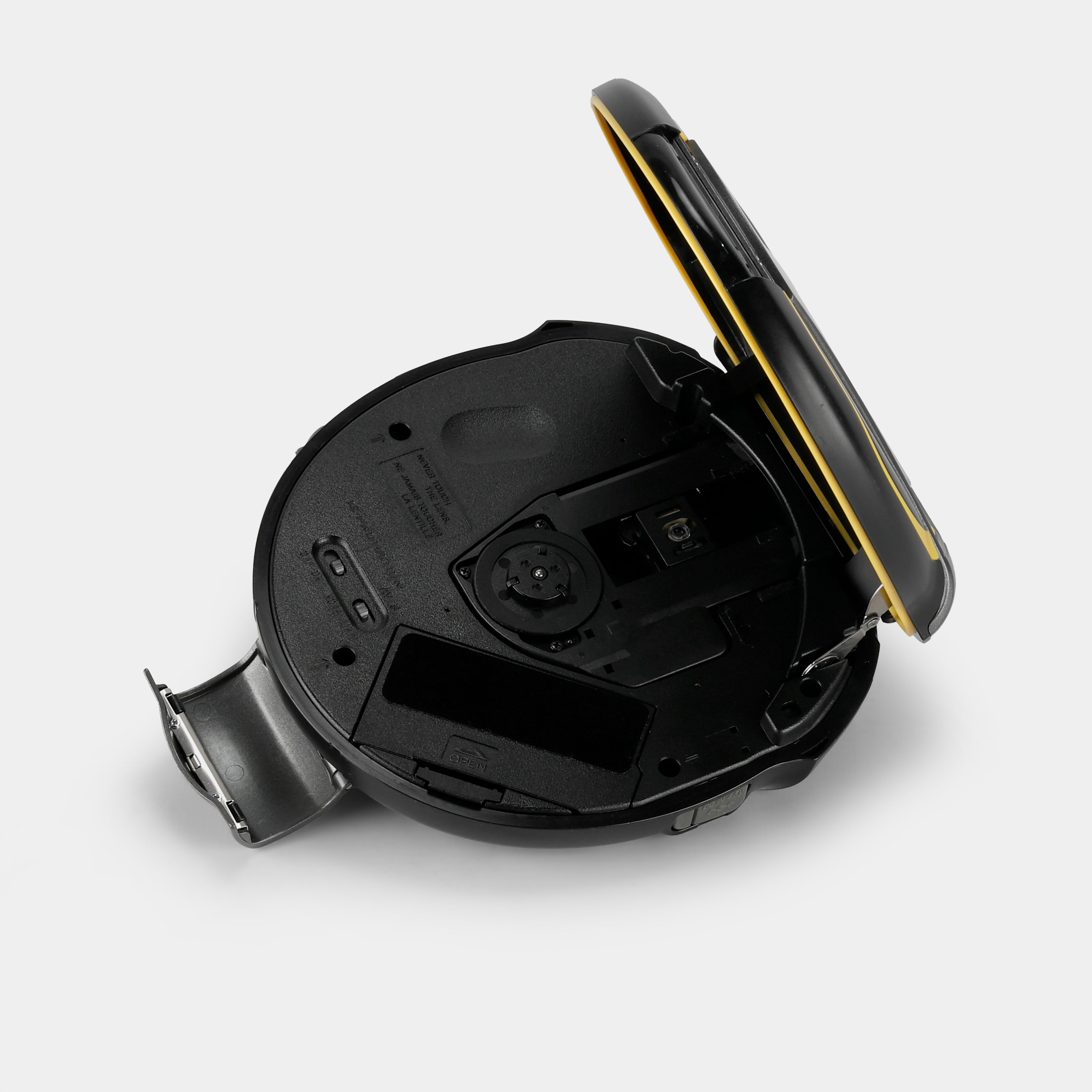 Sony Sports D-FS18 Portable CD Player – Retrospekt