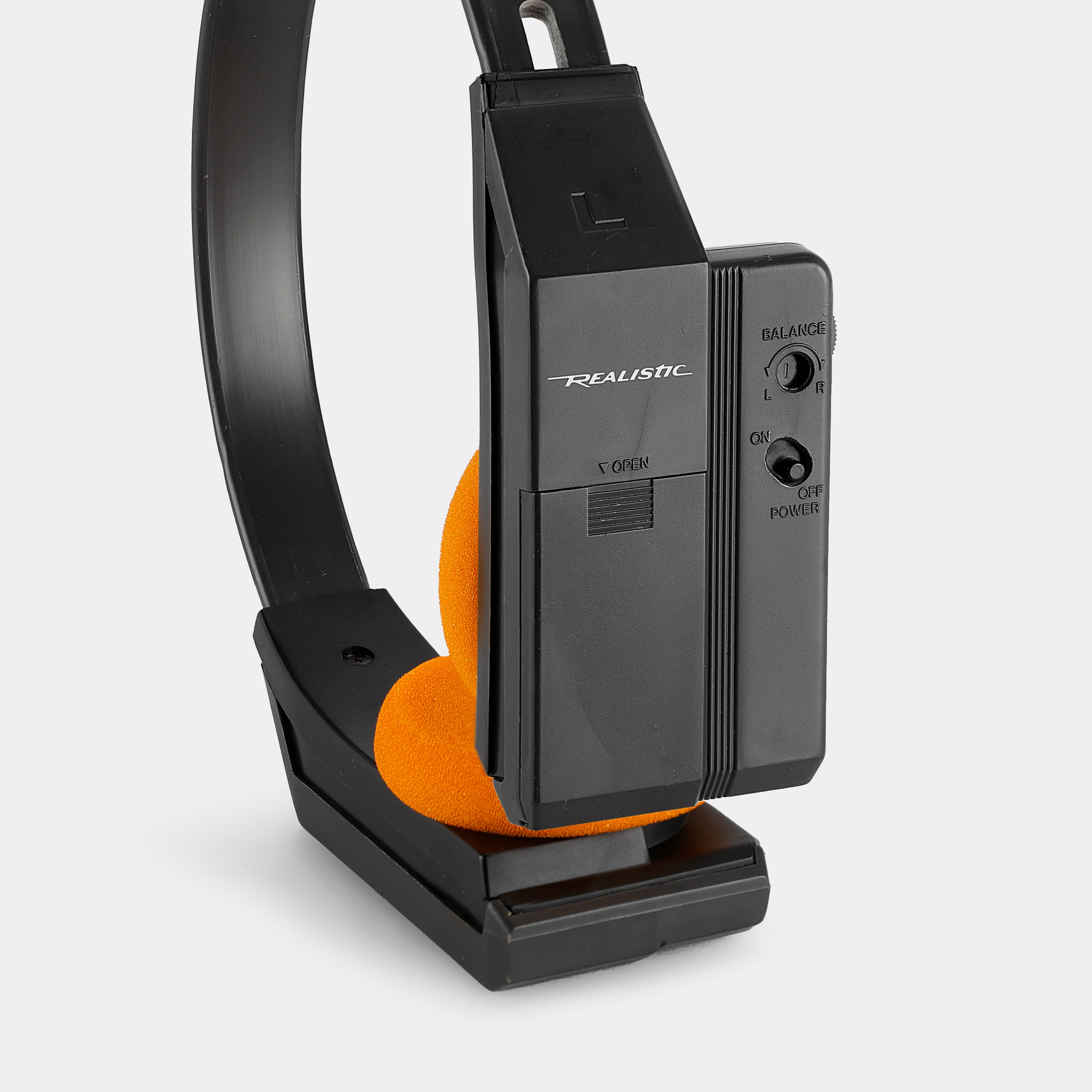 Realistic AM/FM Stereo Mate On-Ear Radio Headphones