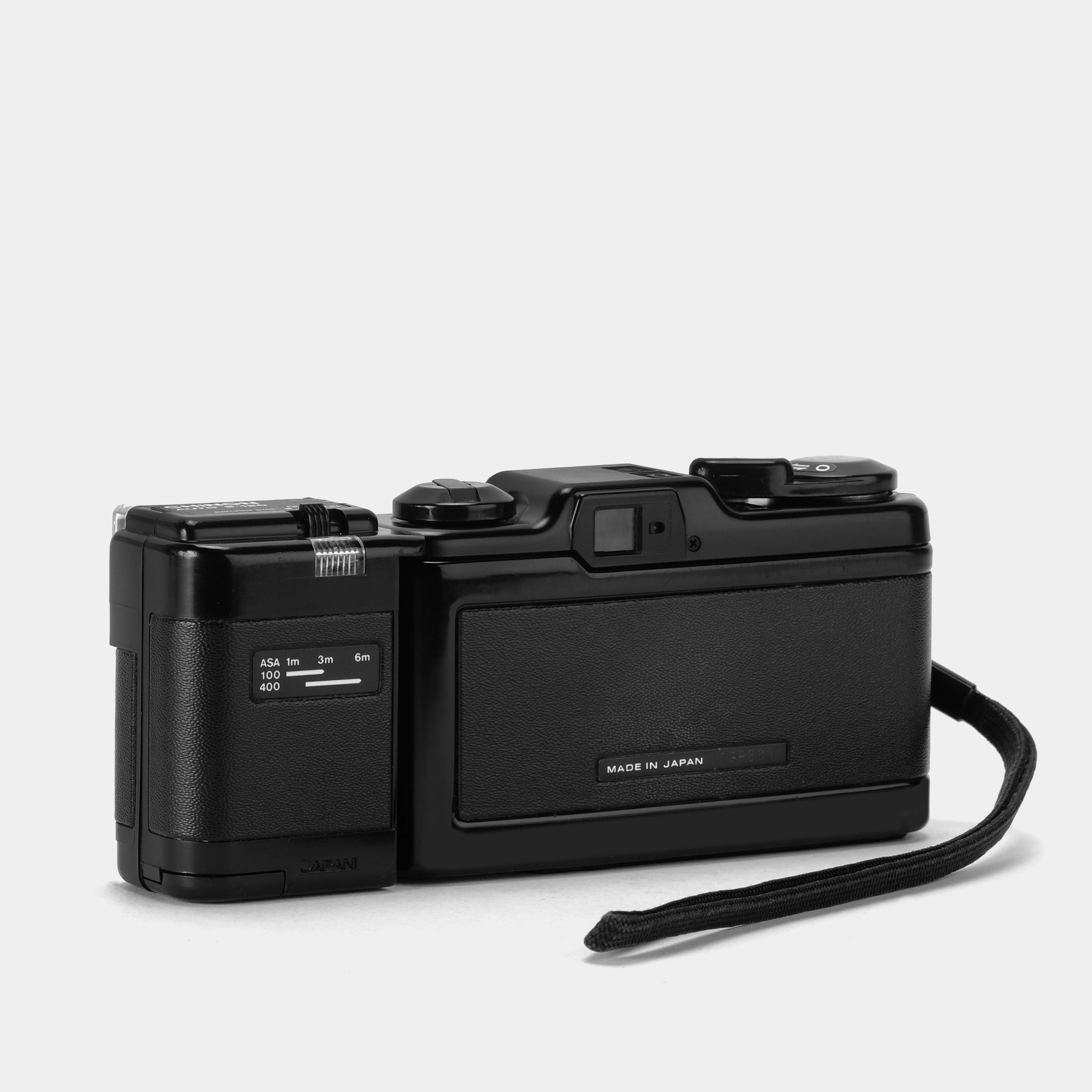 Chinon Belami 35mm Scale Focus Film Camera