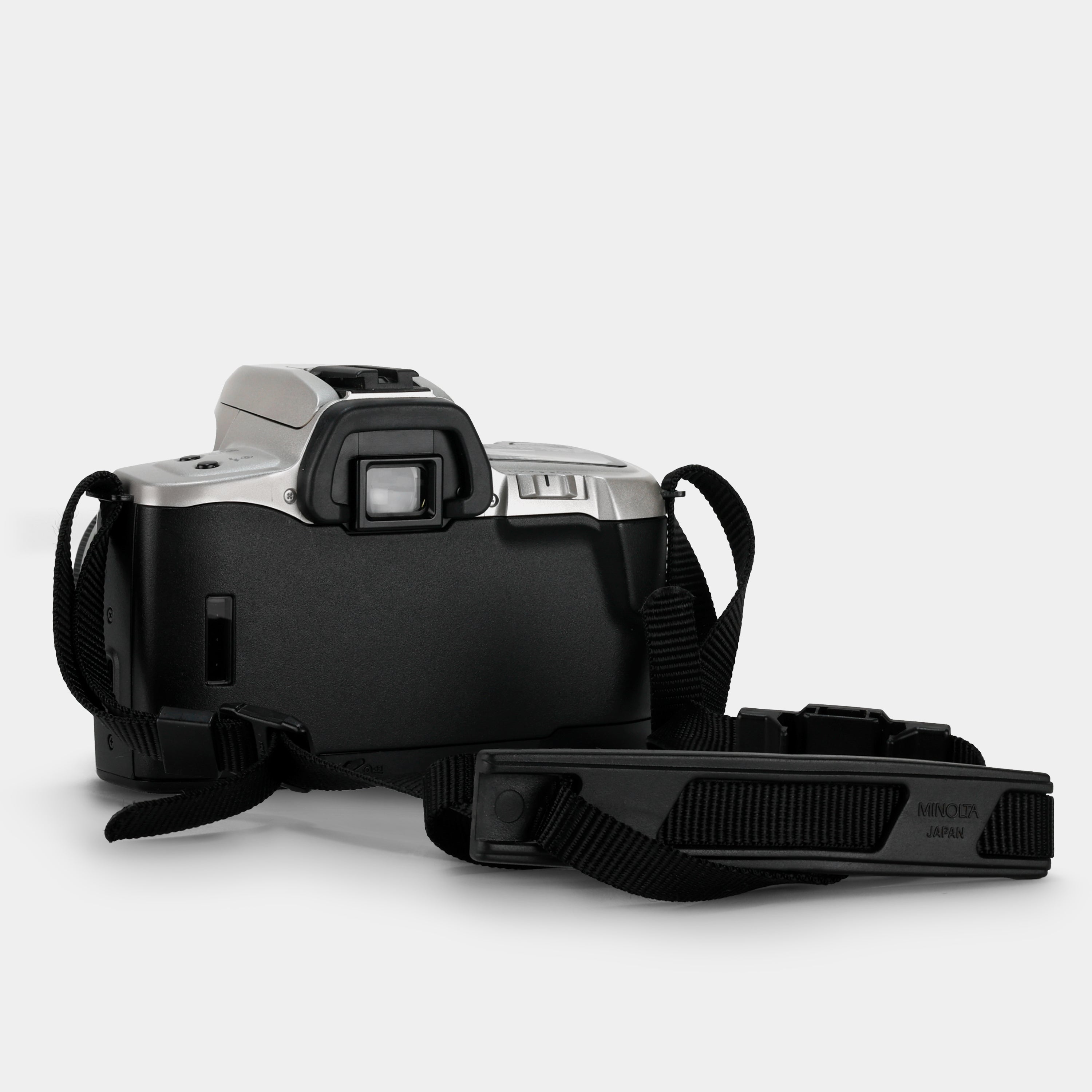 Minolta QTsi Maxxum 35mm SLR Film Camera