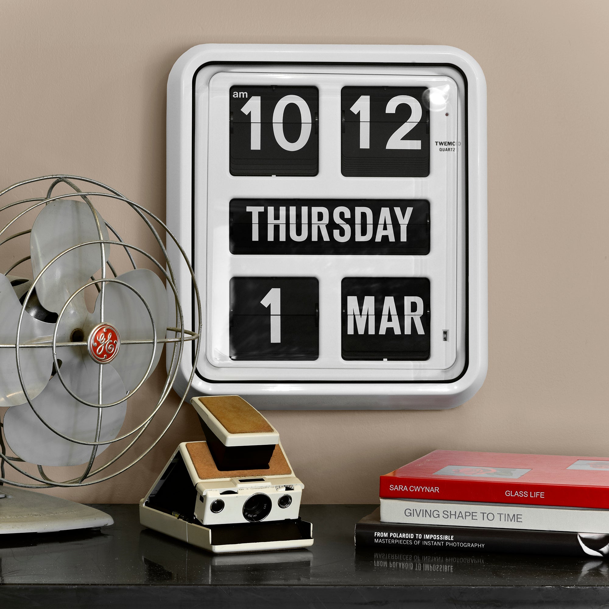 Twemco BQ-170 Calendar Flip Wall Clock