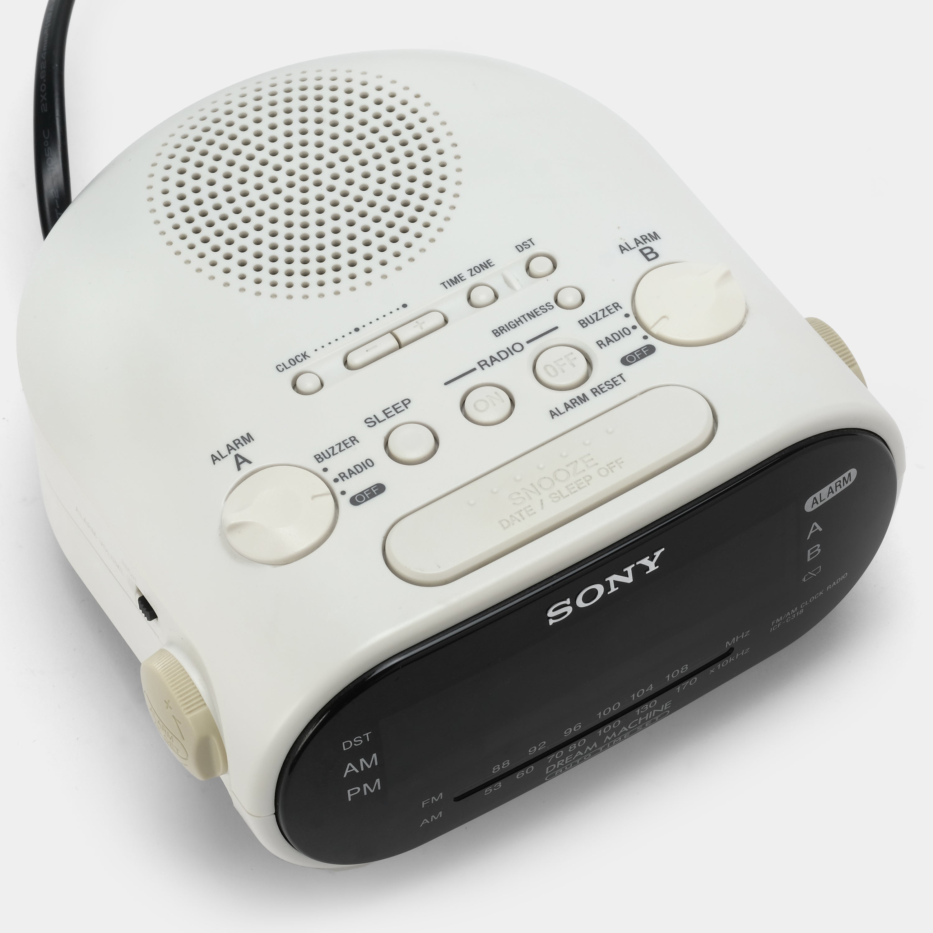 Radio reloj despertador Sony ICF-C318 Dream Machine AM/FM modelo blanco