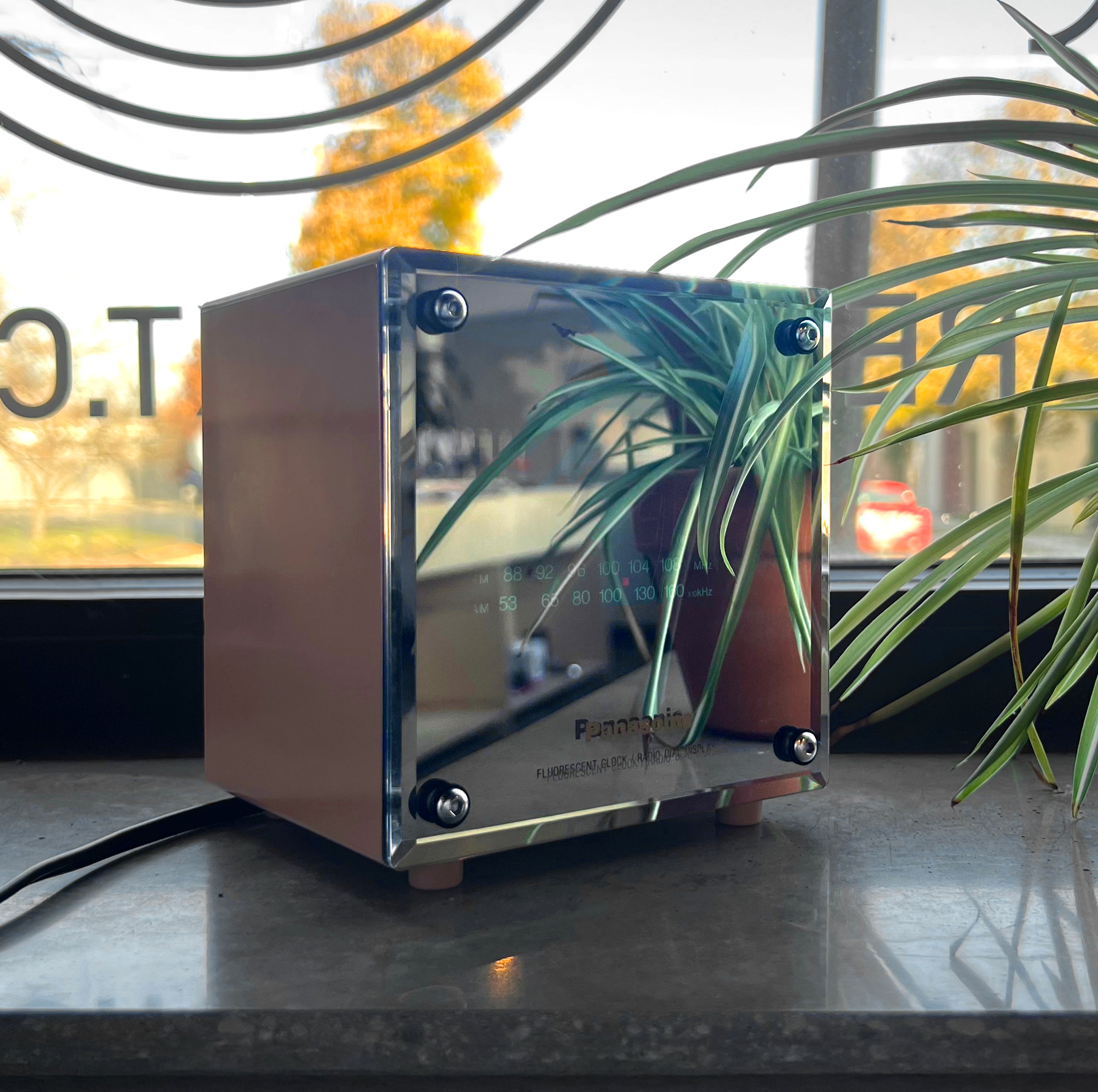 Panasonic RC-58 Pink Alarm Clock Radio