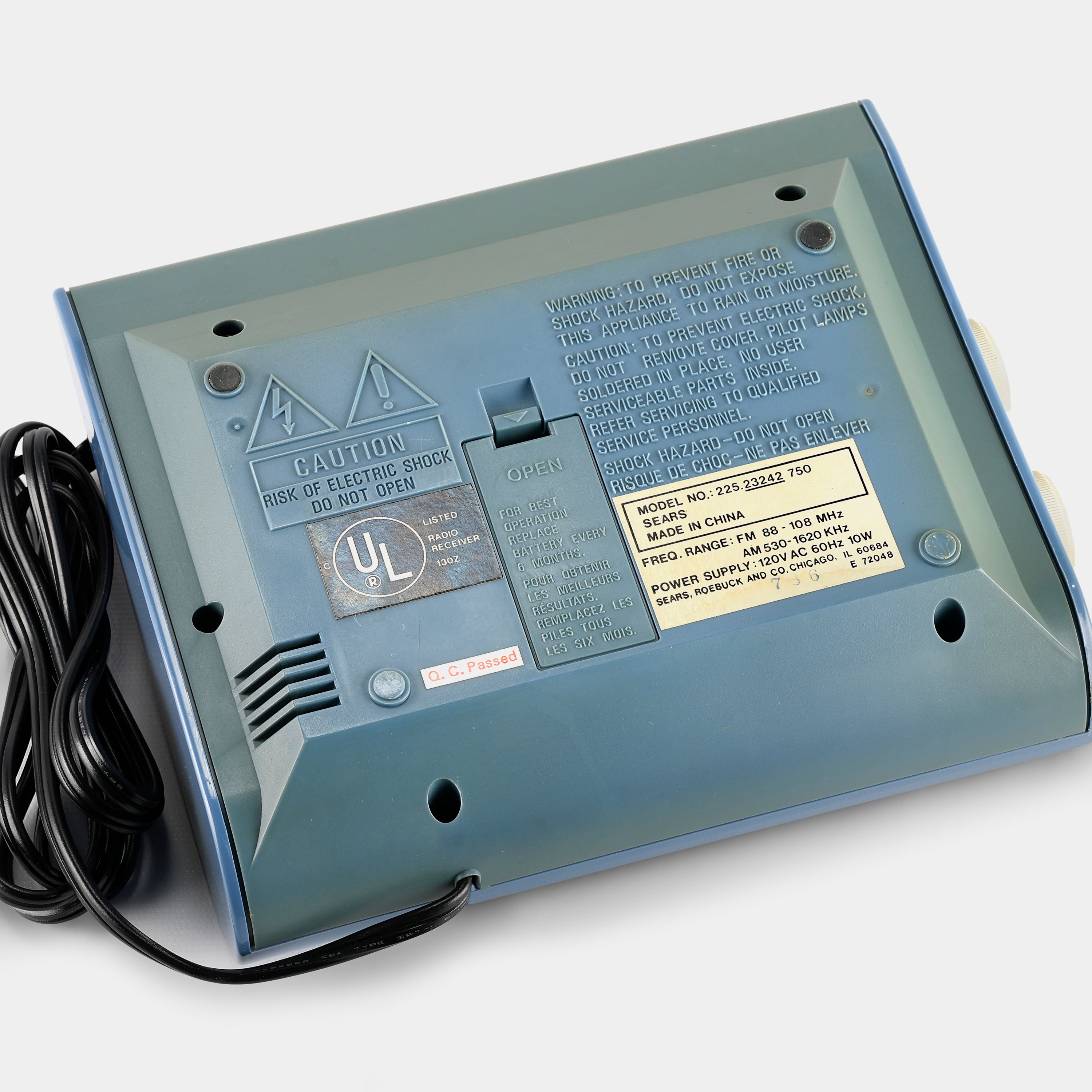 Sears Model NO. 225.23242 750 SR3000 Series Blue AM/FM Alarm Clock Radio