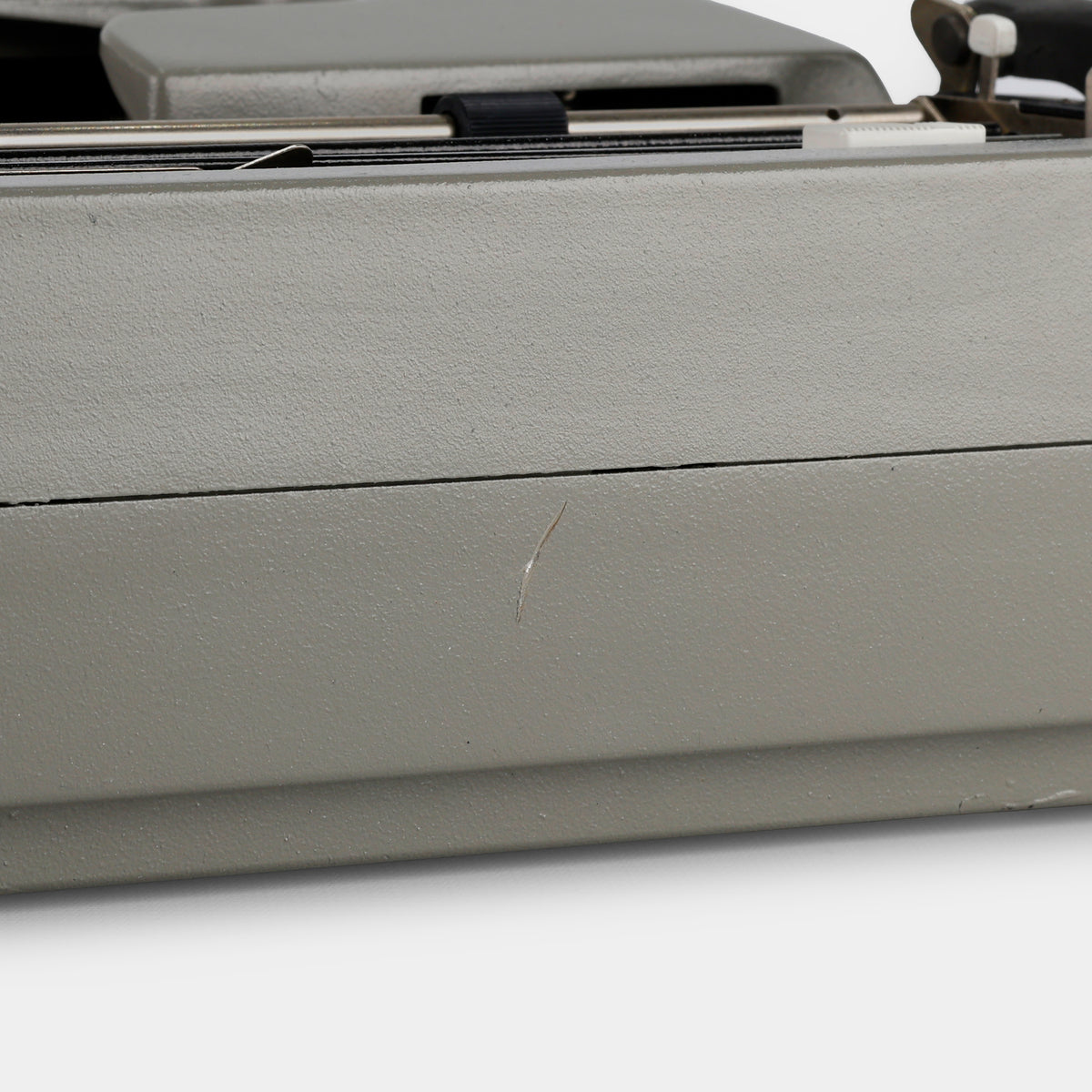 Olivetti Lettera 35L Grey Manual Typewriter