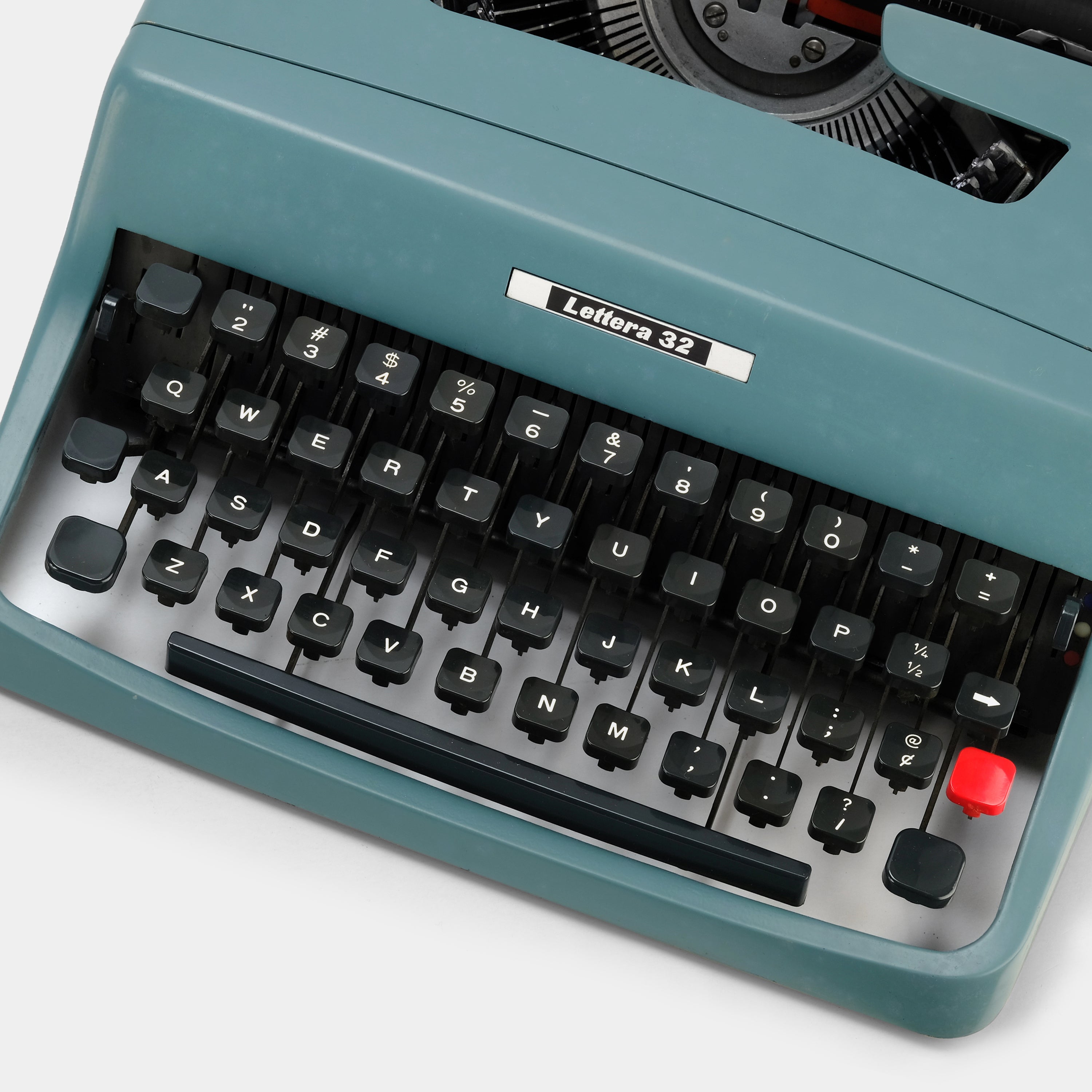 Olivetti-Underwood Lettera 32 Teal Manual Typewriter and Case