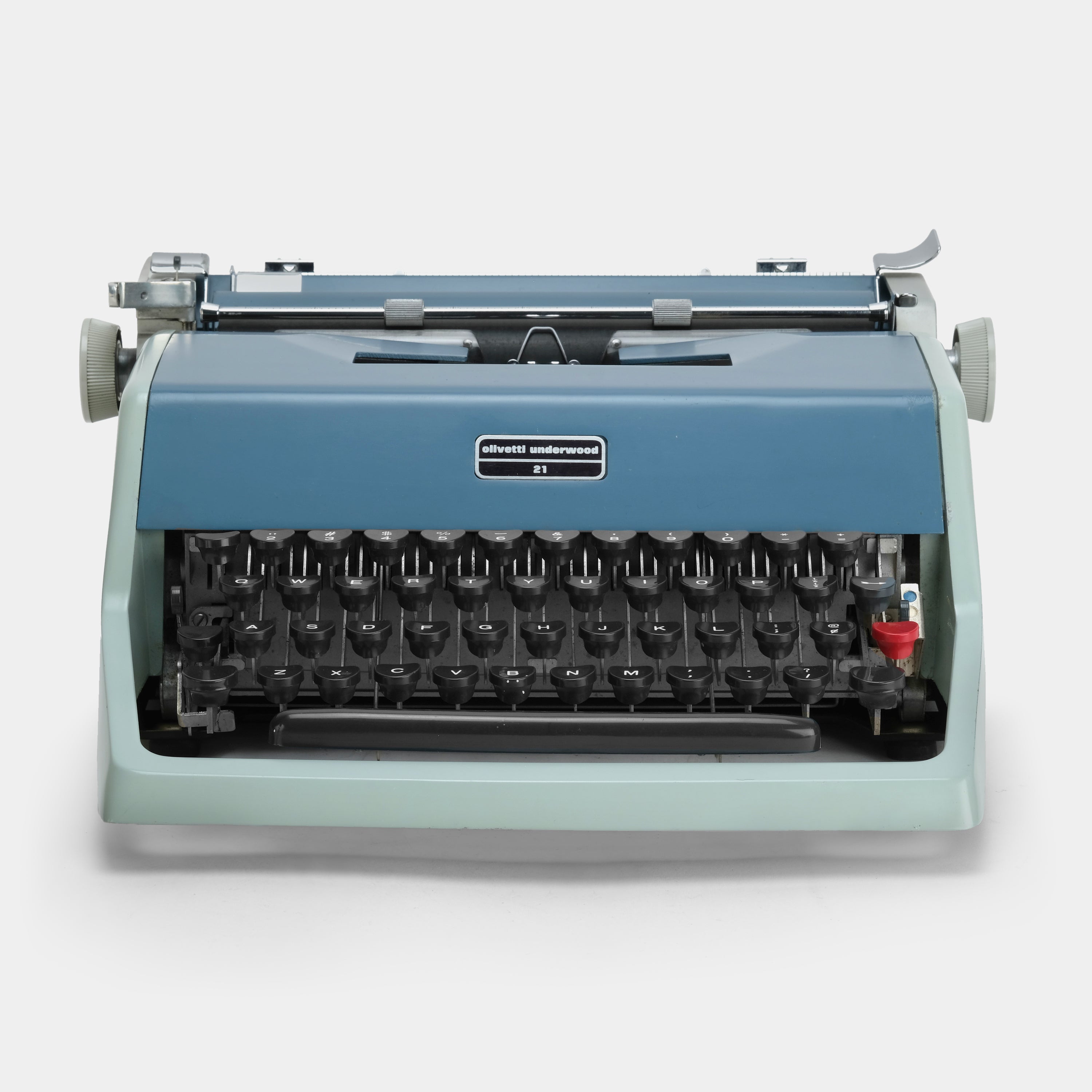 Shops Vintage Olivetti Underwood Model 21 typewriter