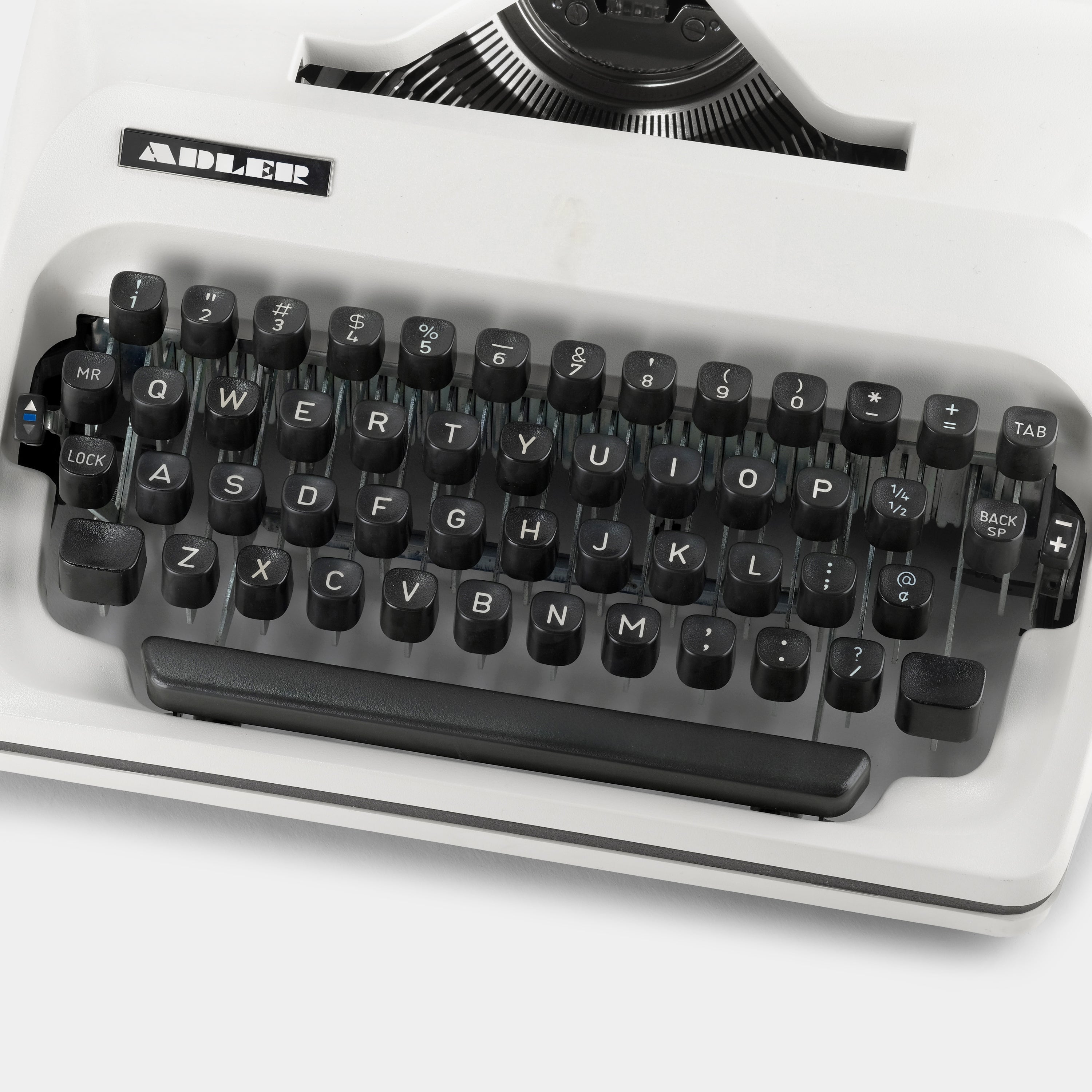 Adler J2 White Manual Typewriter and Case