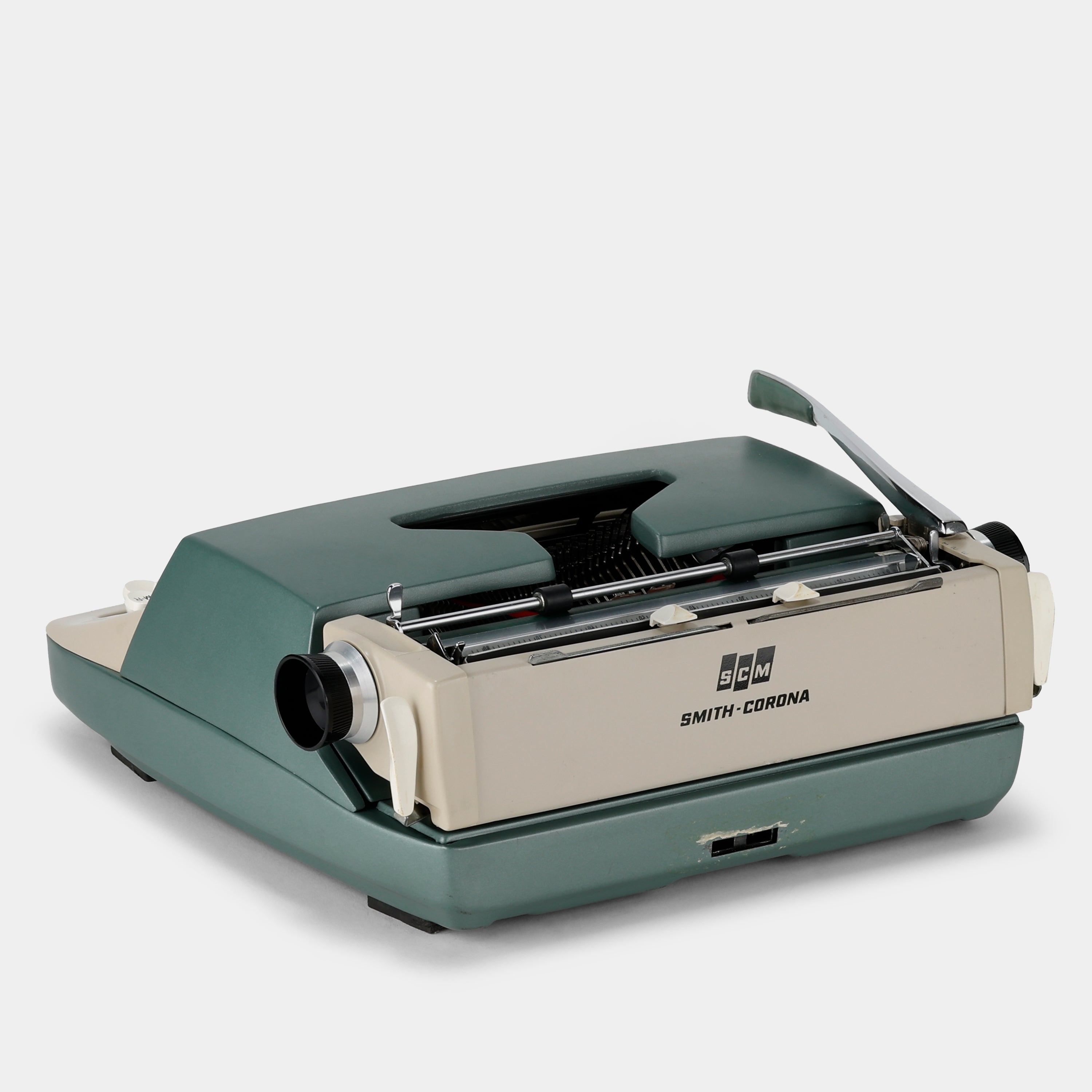 【レトロ】Smith Corona Galaxie Deluxeタイプライター Circa 1970 Smith Corona Galaxie Deluxe with Case — Classic