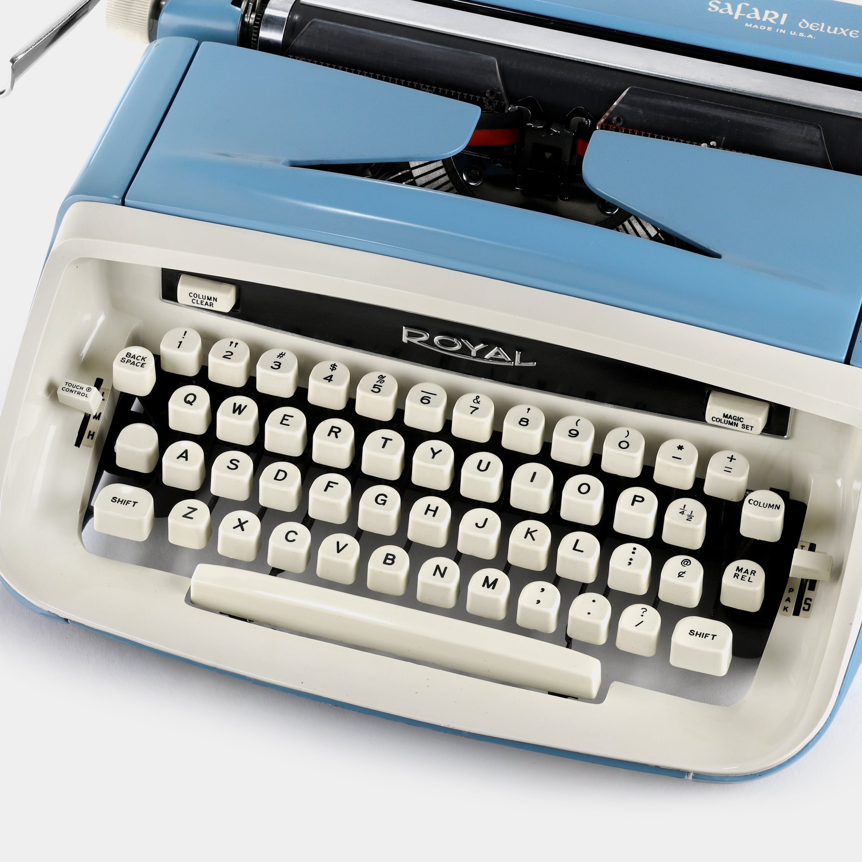 Royal Safari Deluxe Blue Manual Typewriter and Case