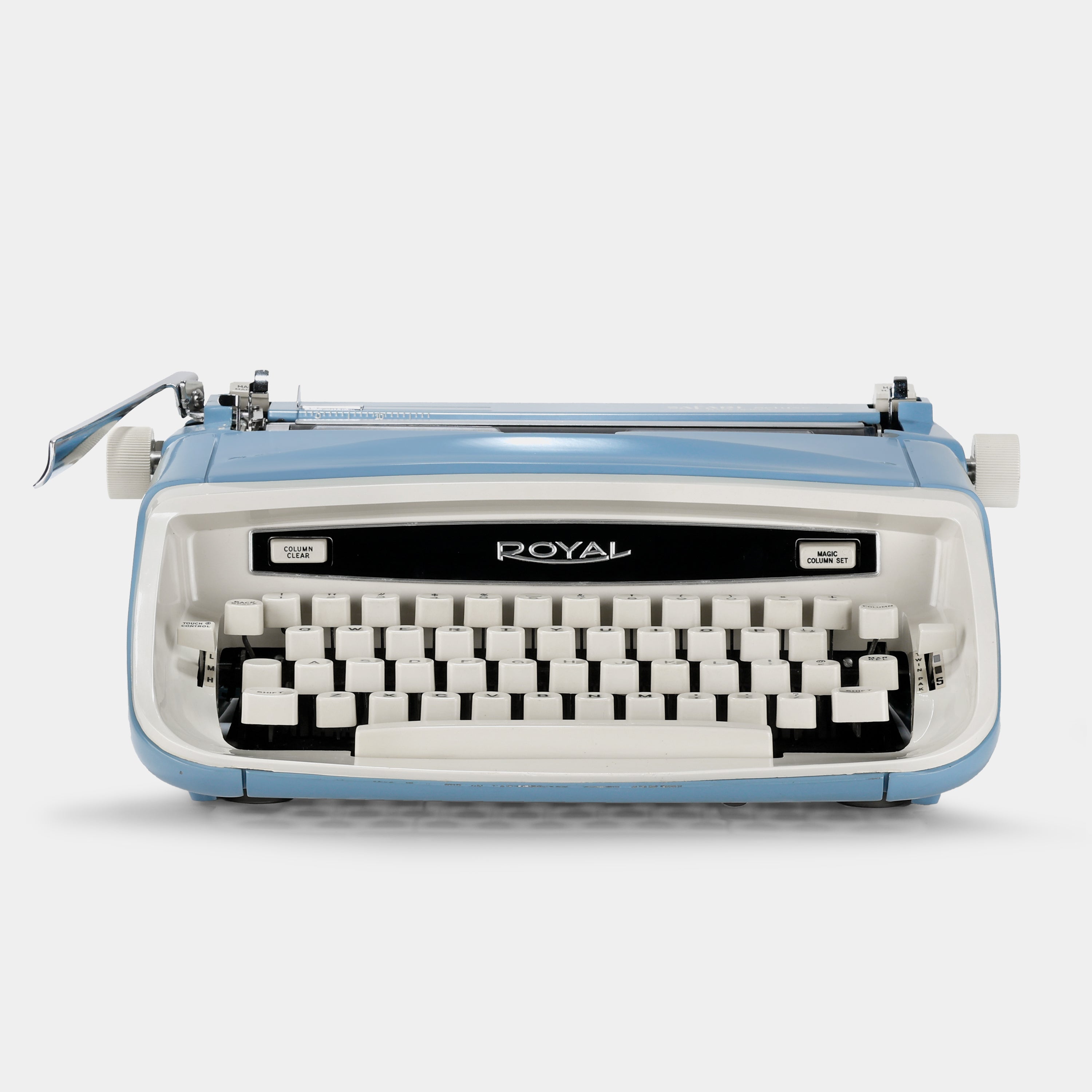 Royal Safari Deluxe Blue Manual Typewriter and Case