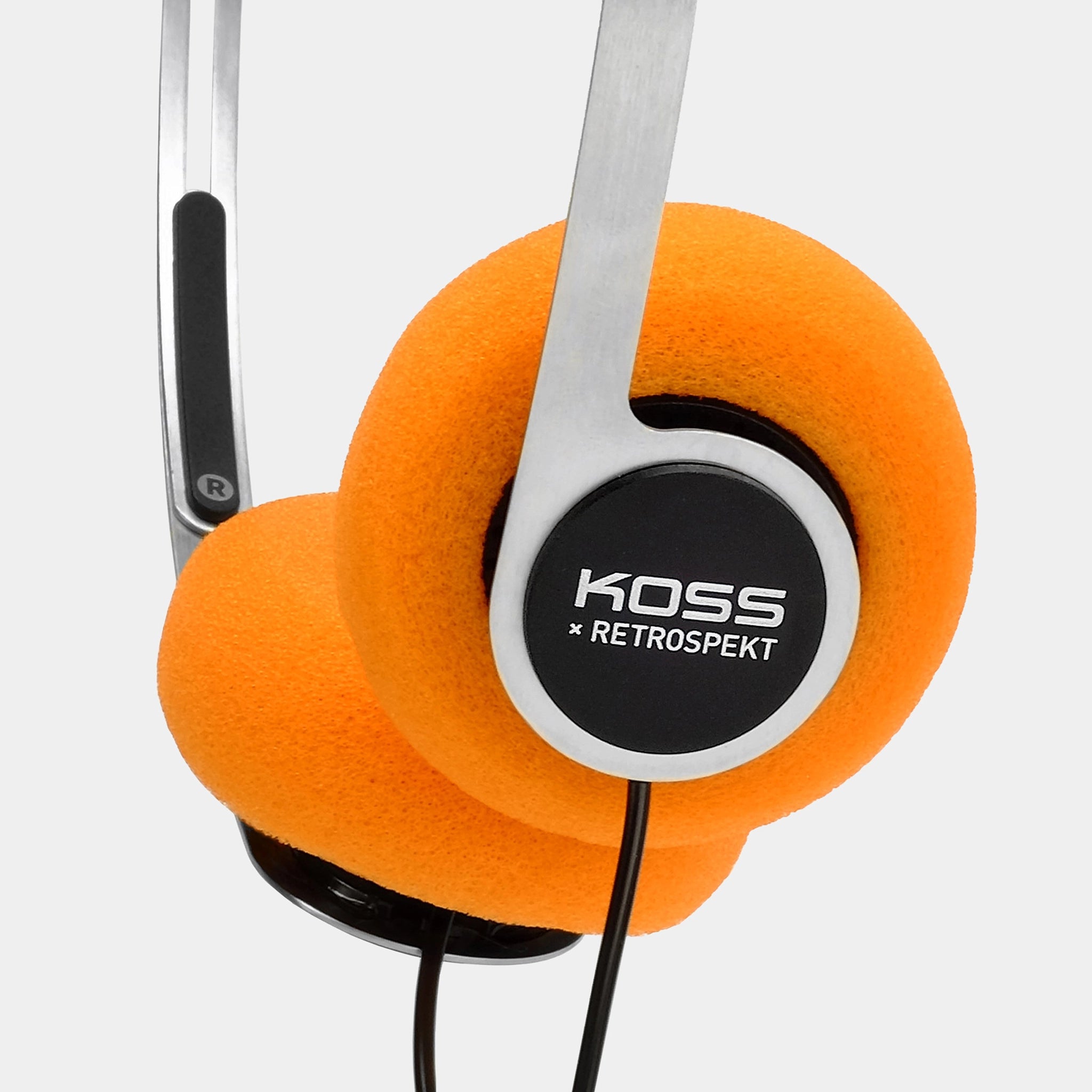 koss retrospekt headphones detail