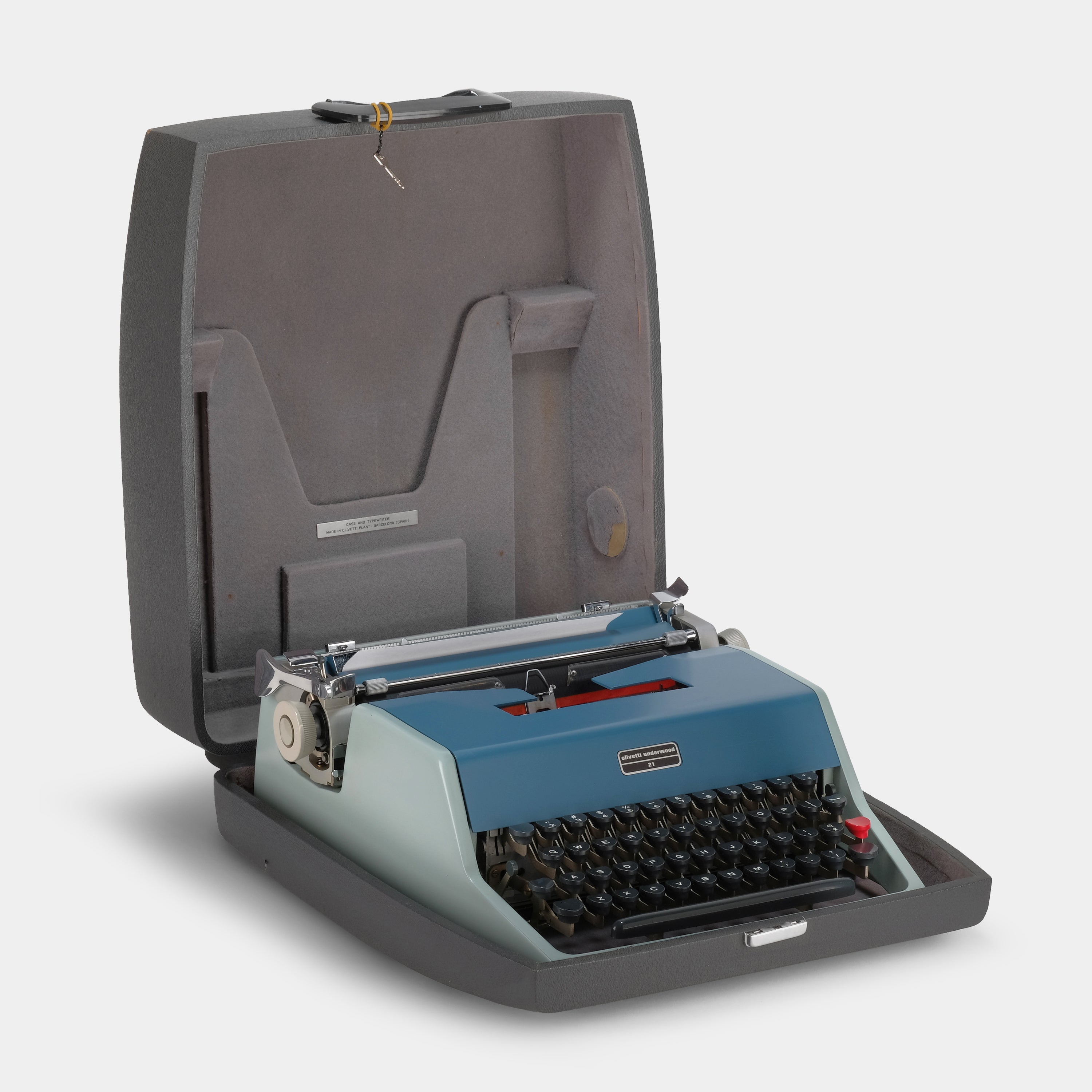 Olivetti Underwood 21 Blue Manual Typewriter and Case