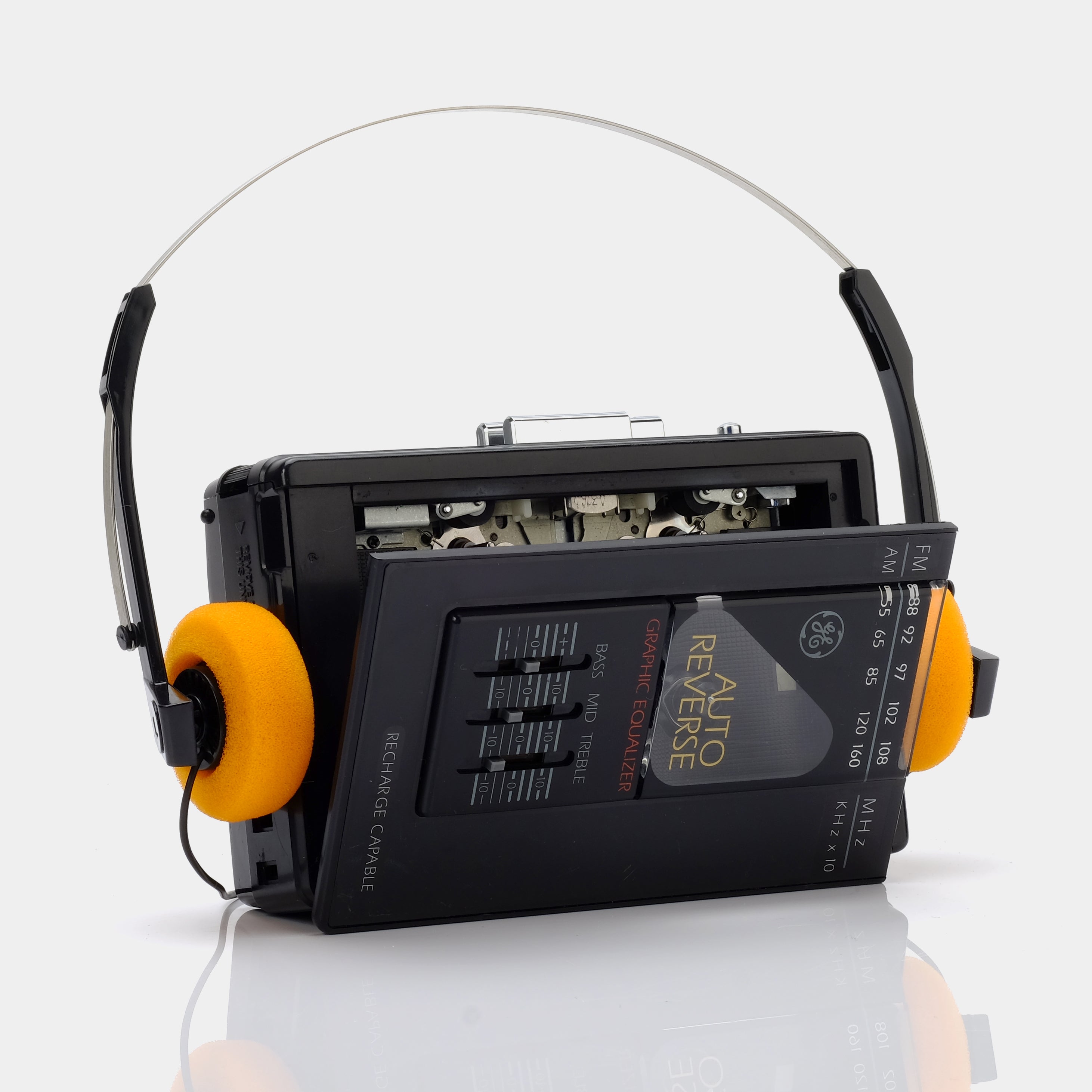 General Electric 3-5479A AM/FM Portable Cassette Player