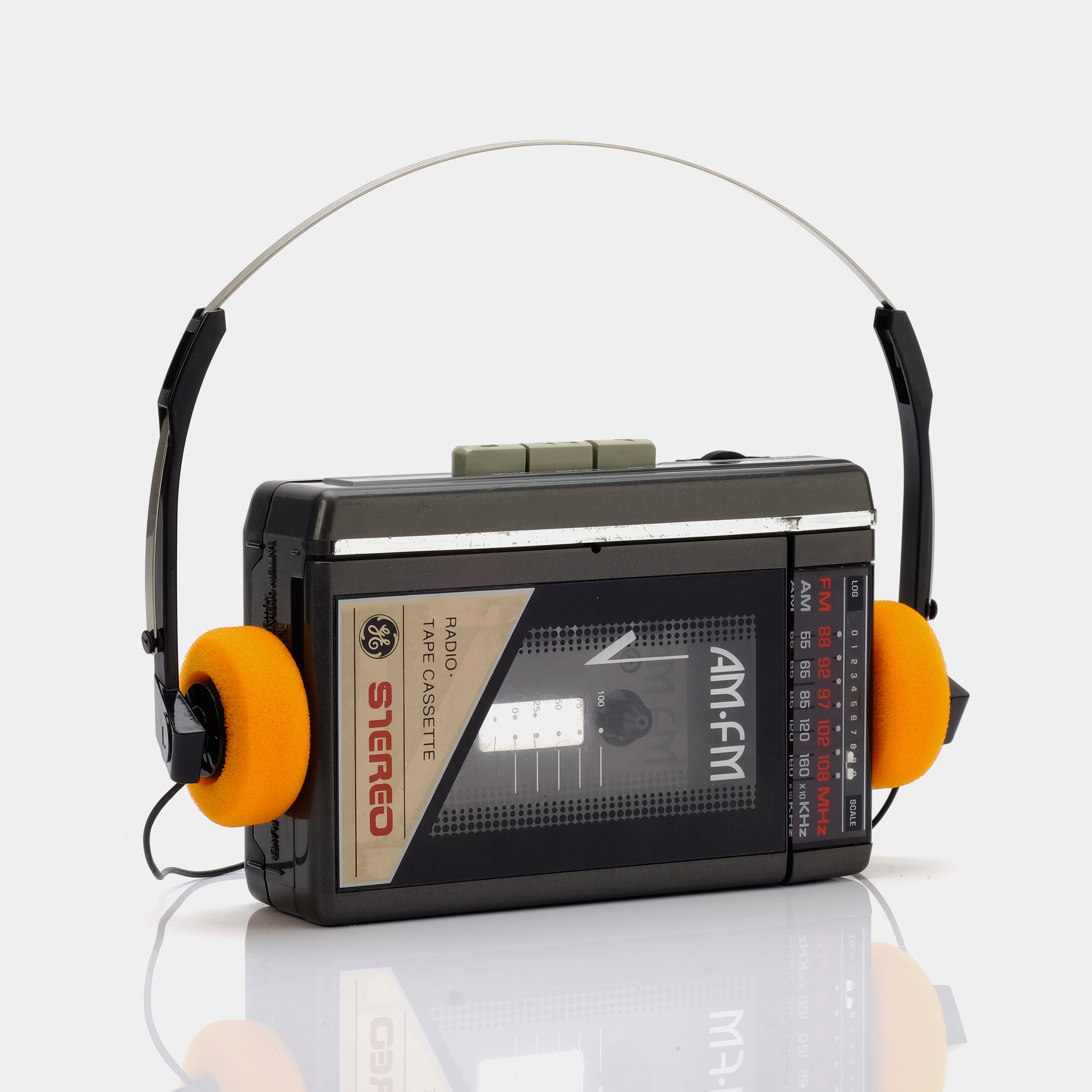 General Electric AM/FM Portable Cassette Player