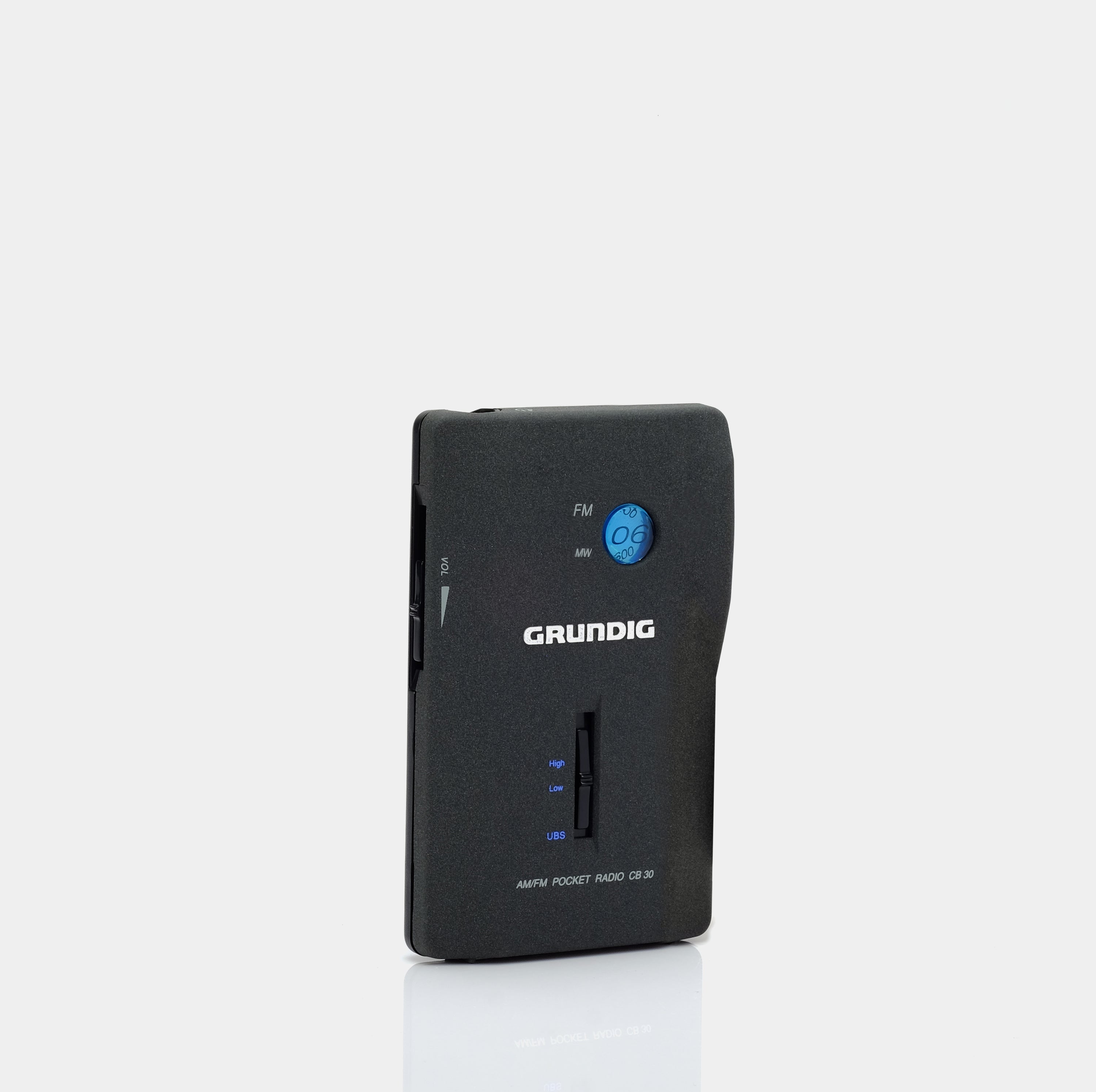 Grundig CB30 G.DF 80 AM/FM Portable Radio