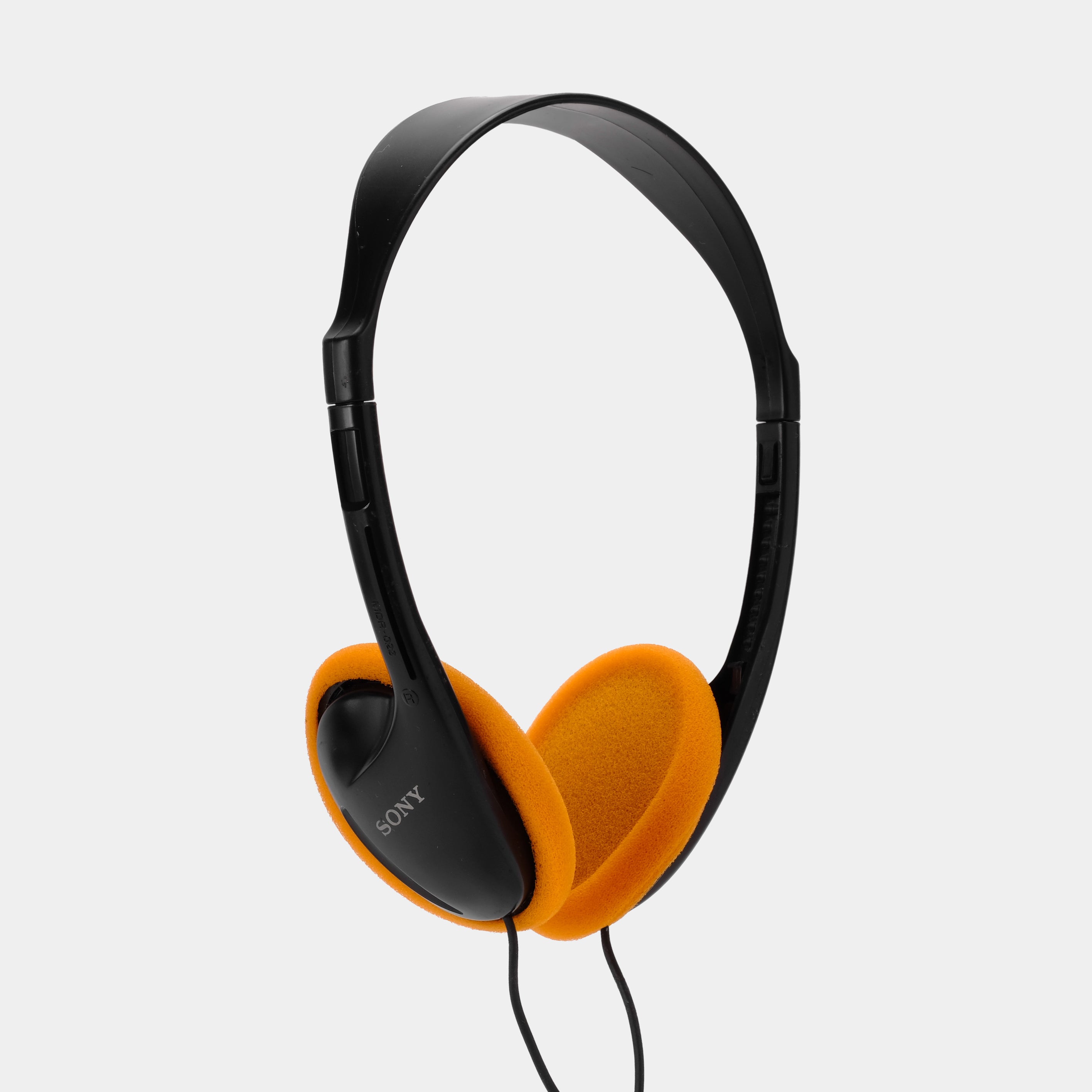 Old sony best sale walkman headphones