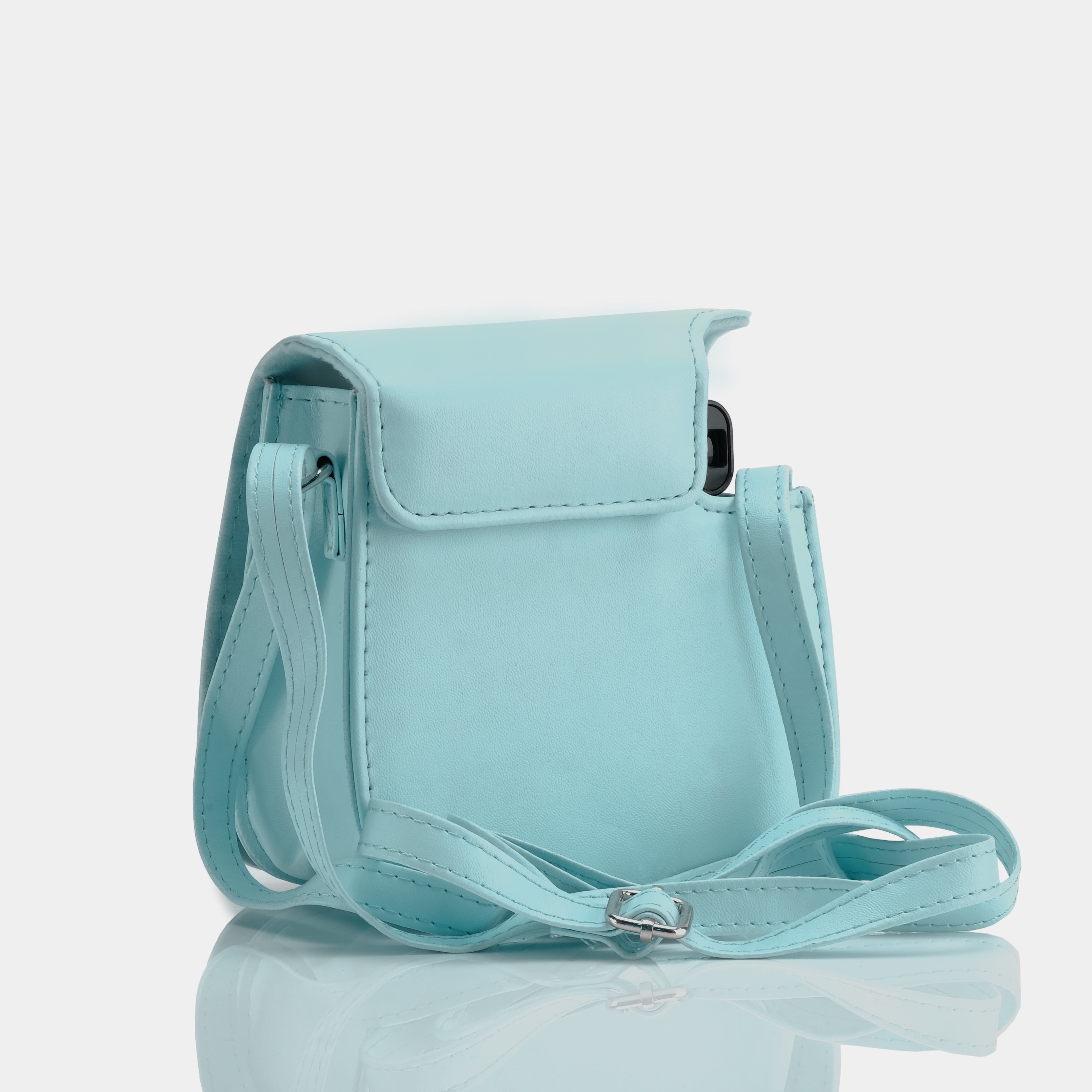 Best Buy: Fujifilm Instax Mini 11 Camera Case Sky Blue 600021503