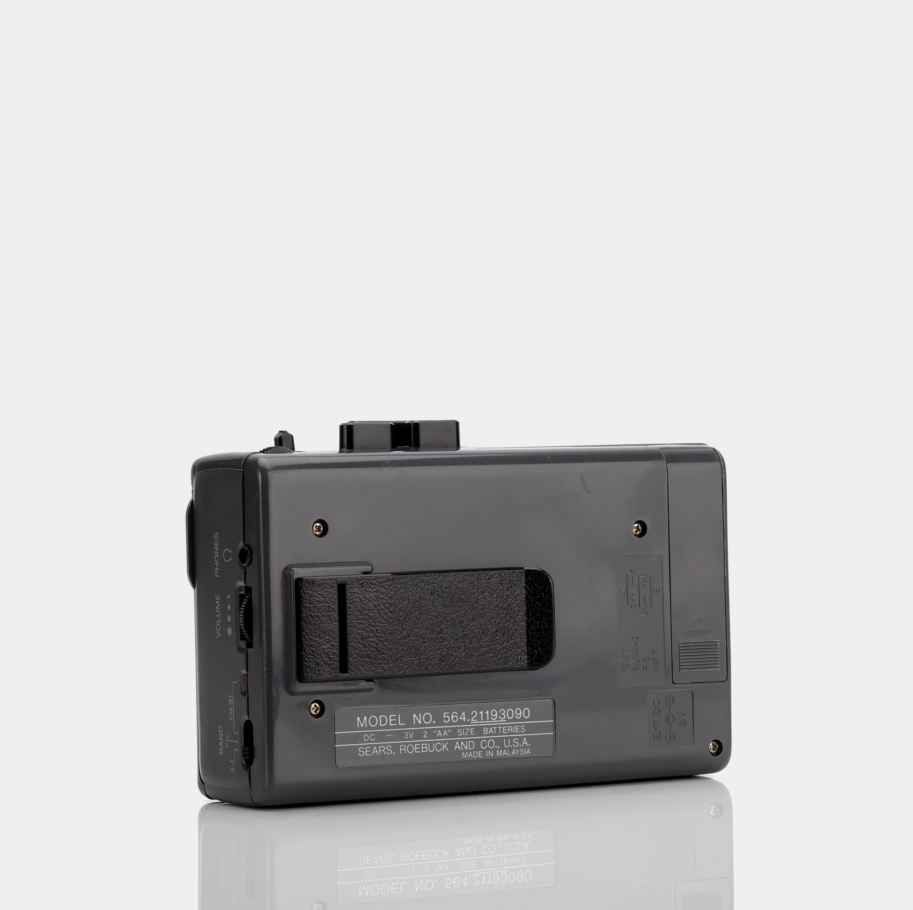 Sears Roebuck & Co LXI Series 564.21193090 Portable Cassette Player