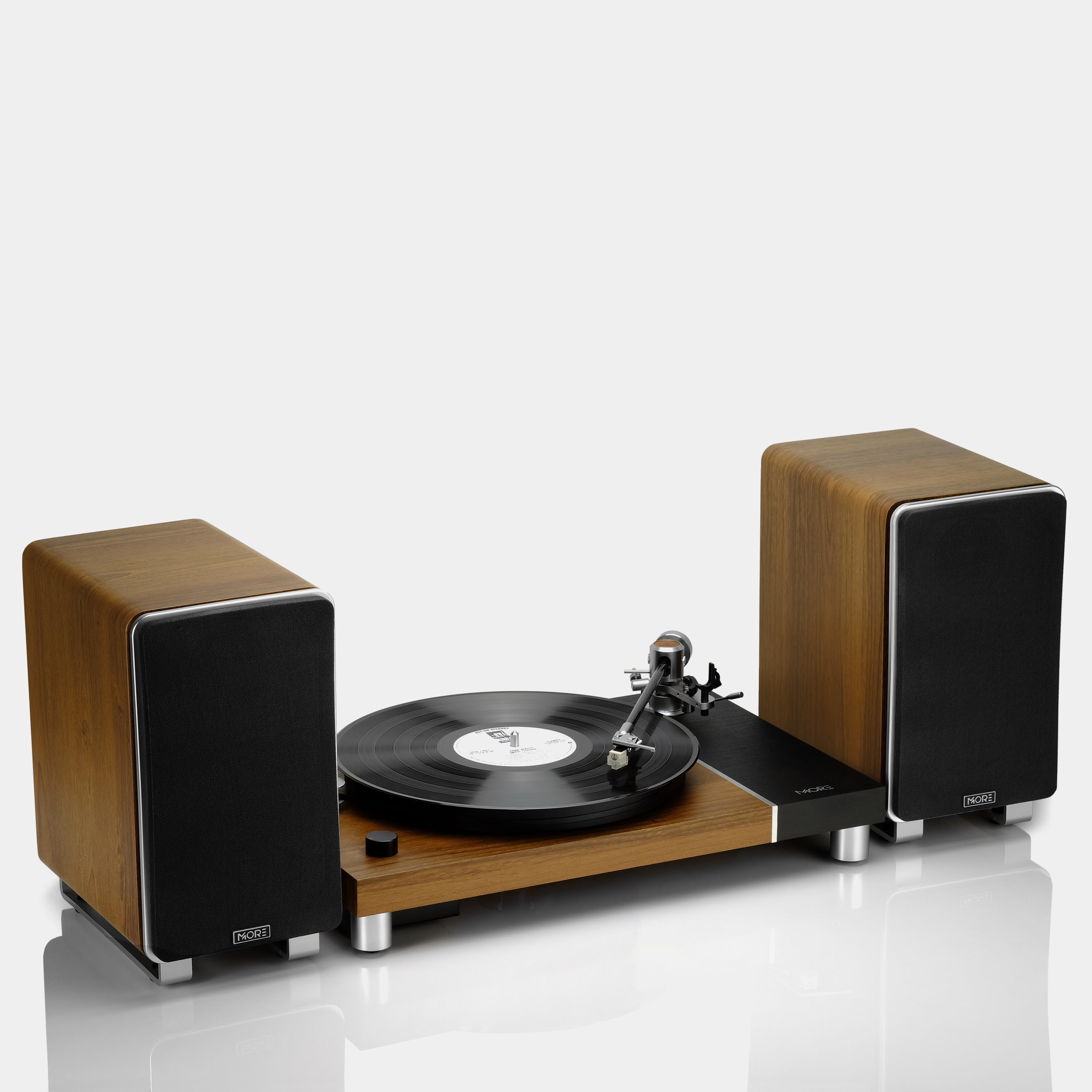 MORE HiFi Walnut Turntable with Speakers