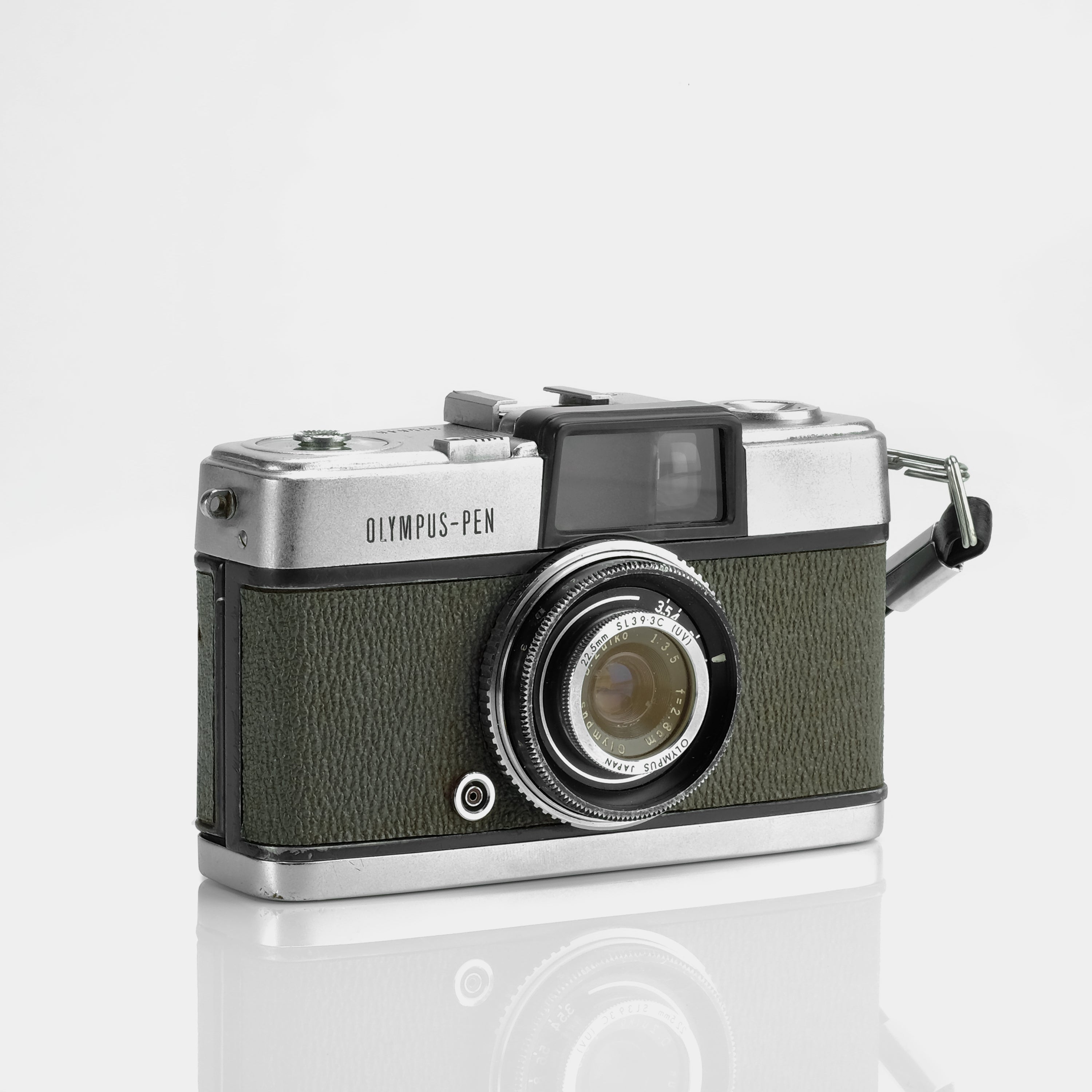 Olympus Pen (1st Model, Version 2) 35mm Film Camera