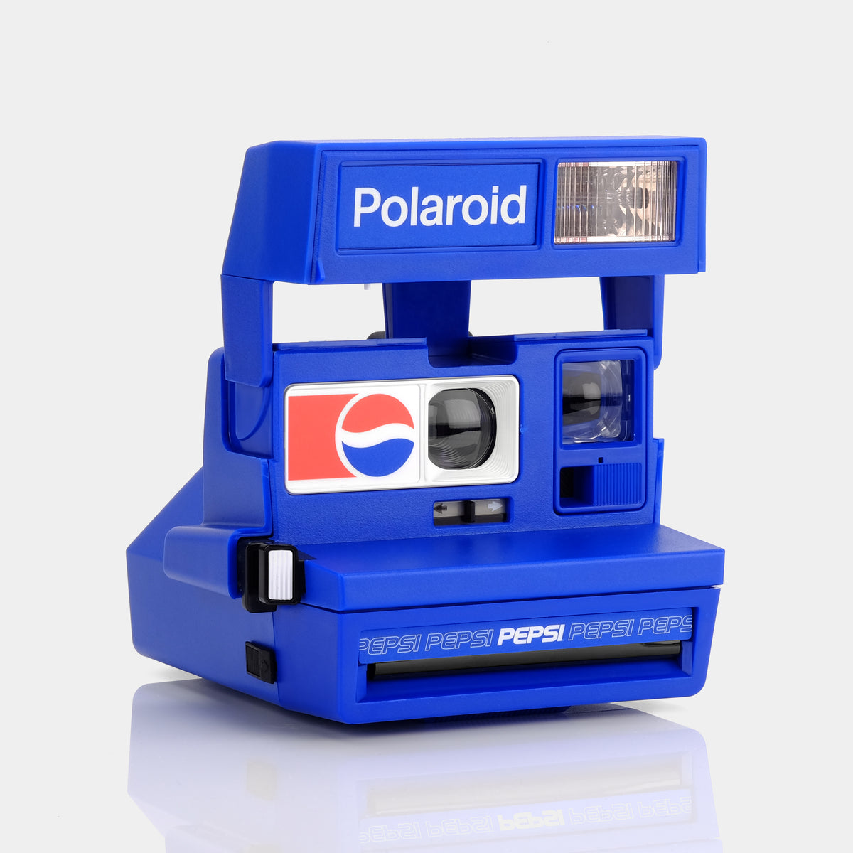 Polaroid 600 Camera - Pearl Edition