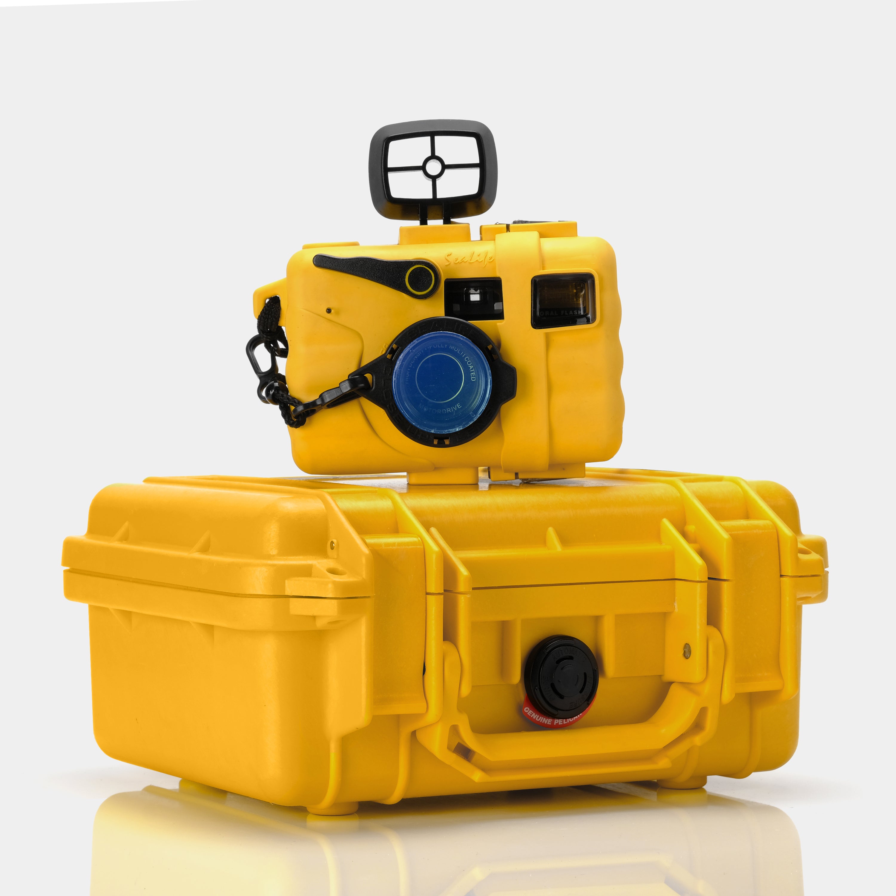 SeaLife ReefMaster Waterproof Underwater 35mm Film Camera With Case